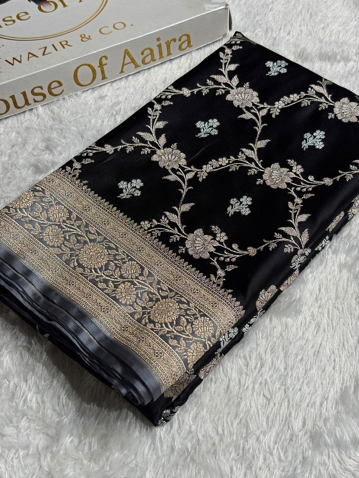 Banarasi Mashru Satin Silk Saree Minakari Floral Jaal Pattern In Black With Grey Shades MSC14