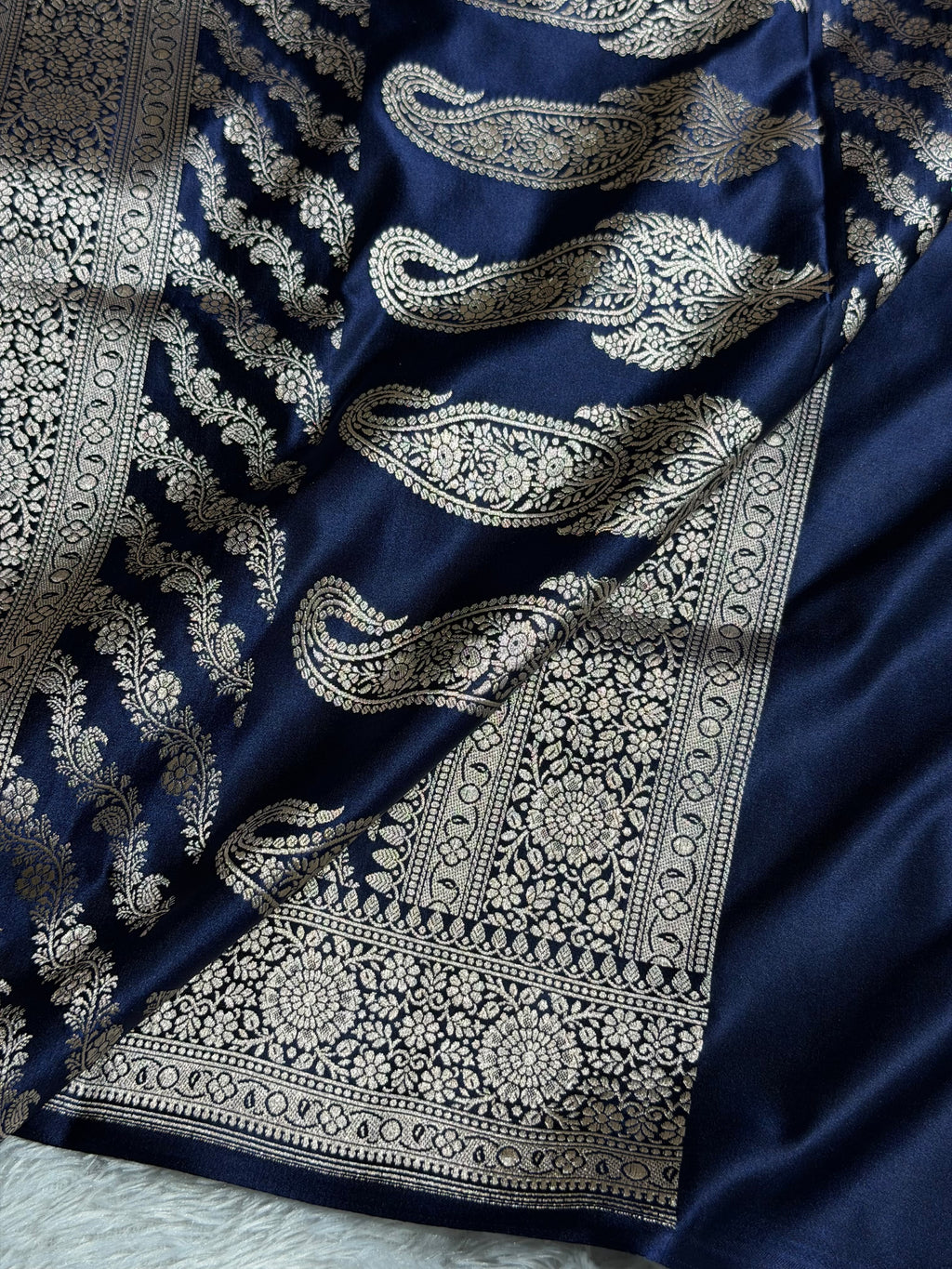 Banarasi Mashru Satin Silk Saree Booti Pattern Navy Blue Shades MSK18