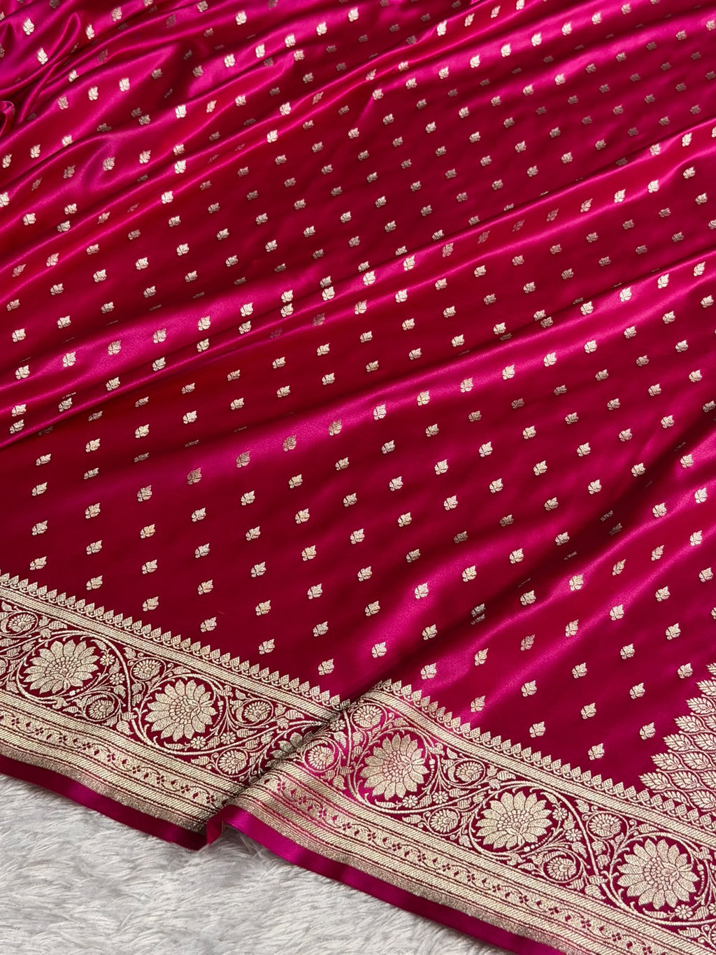 Banarasi Mashru Satin Silk Saree Booti Pattern Rani Shades MSK25