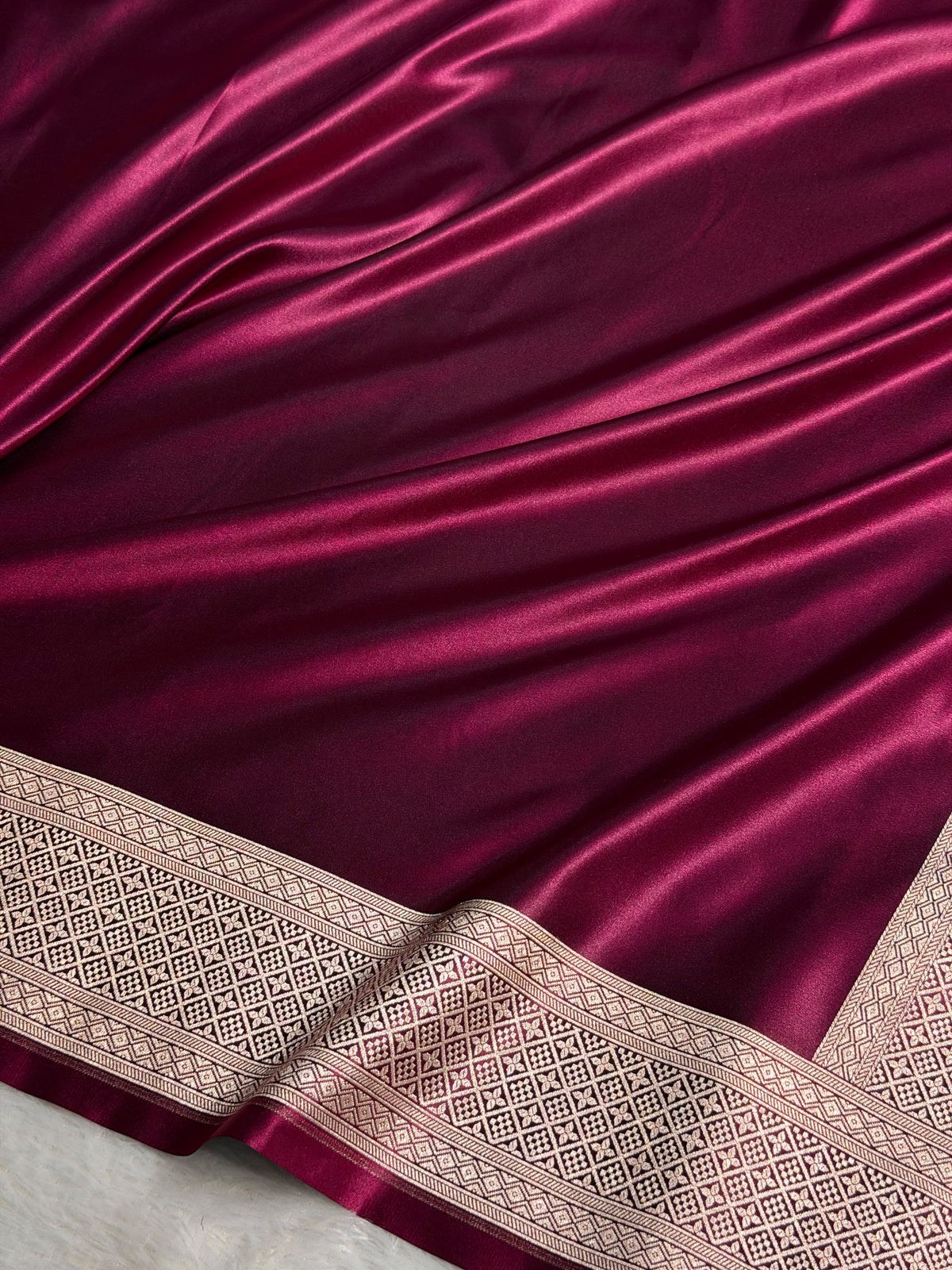 Banarasi Satin Katan Silk Saree Plain body with Minakari Pallu Pattern in Wine Shades SK17