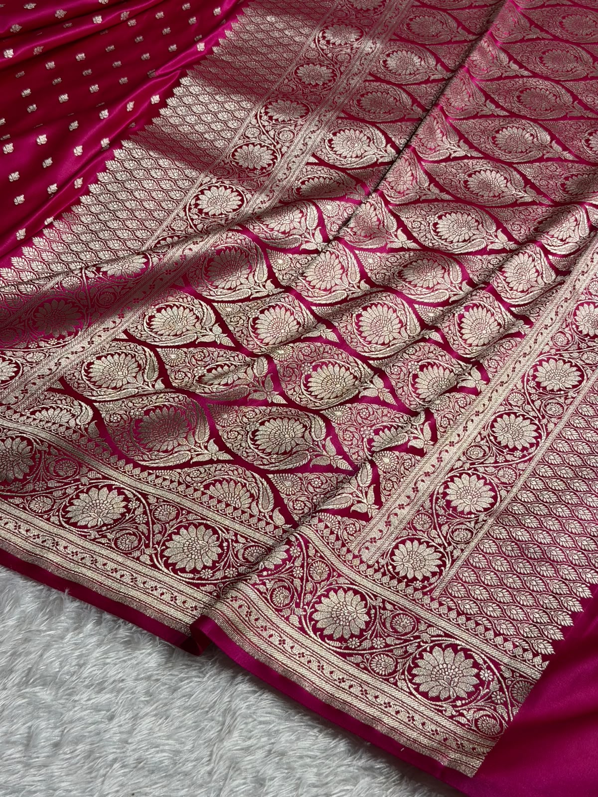 Banarasi Mashru Satin Silk Saree Booti Pattern Rani Shades MSK25