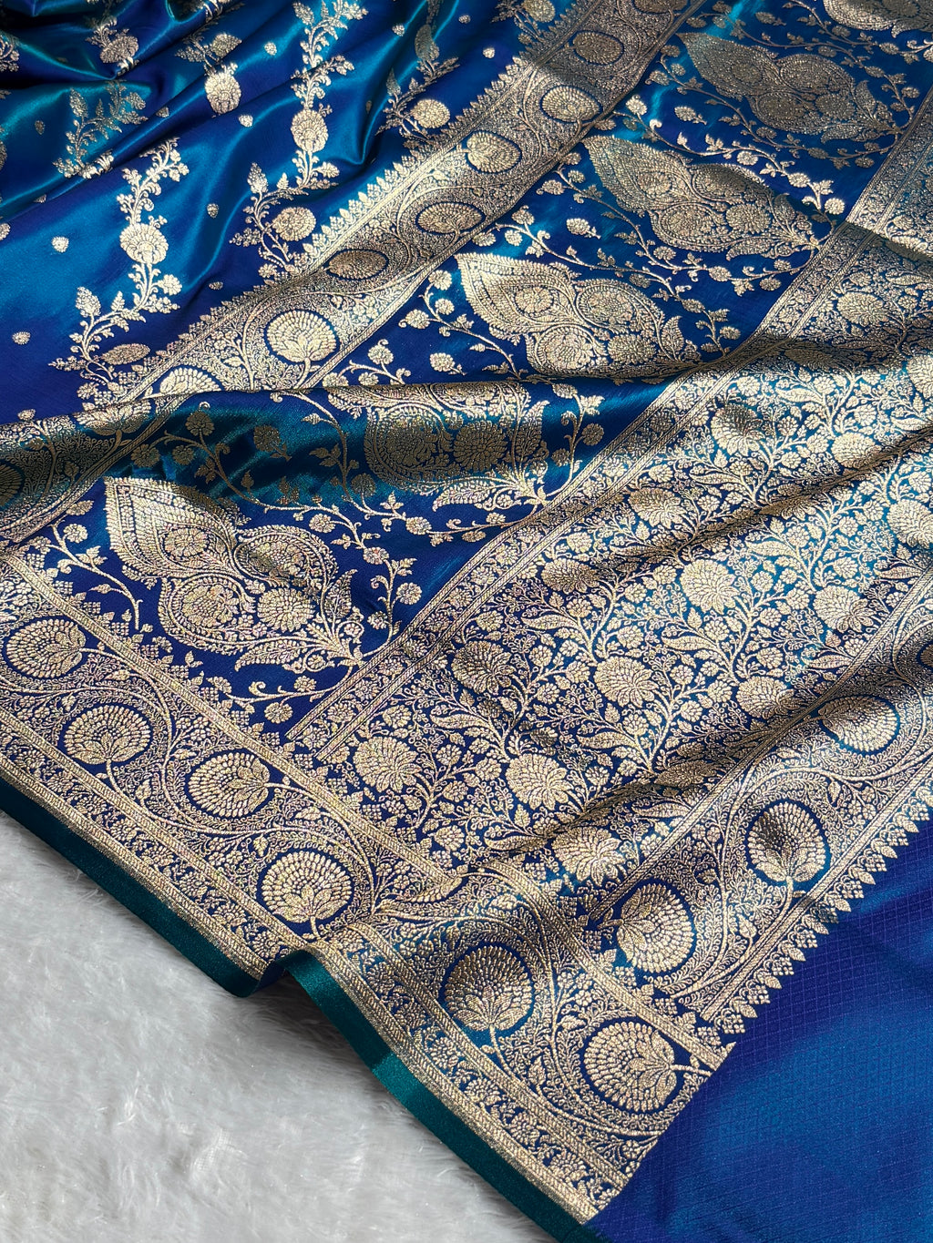 Banarasi Satin Silk Saree Cross Pattern in Peacock Shades SS01