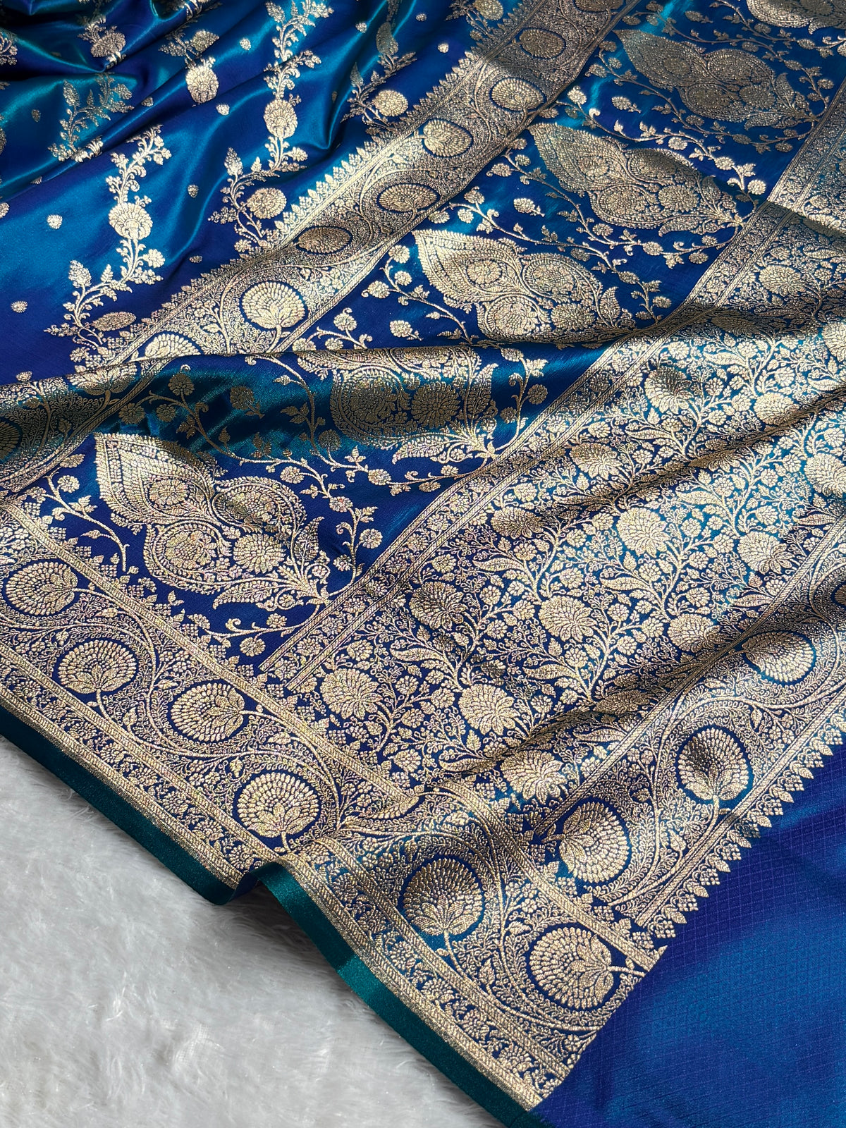 Banarasi Satin Silk Saree Cross Pattern in Peacock Shades SS01