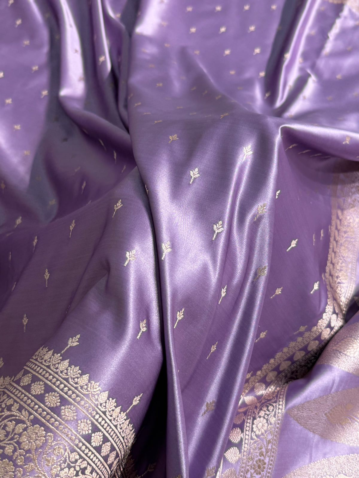 Banarasi Mashru Satin Silk Saree Booti Pattern Lavender Shades MSK27