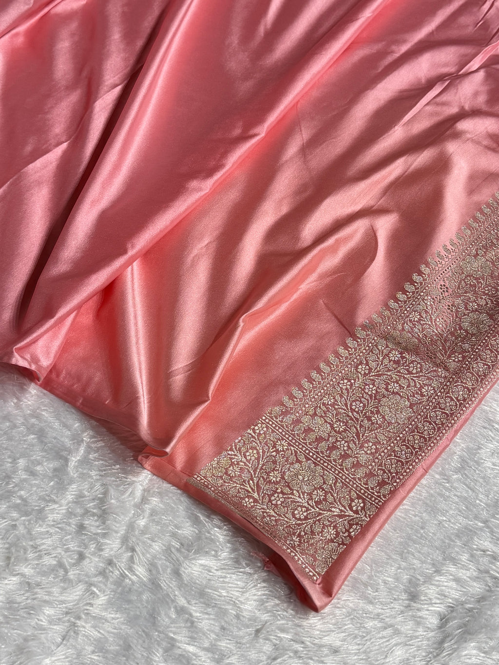 Banarasi Mashru Satin Silk Saree Tanchoi  Pattern Contrast Firozi & Peach Shades MSC04