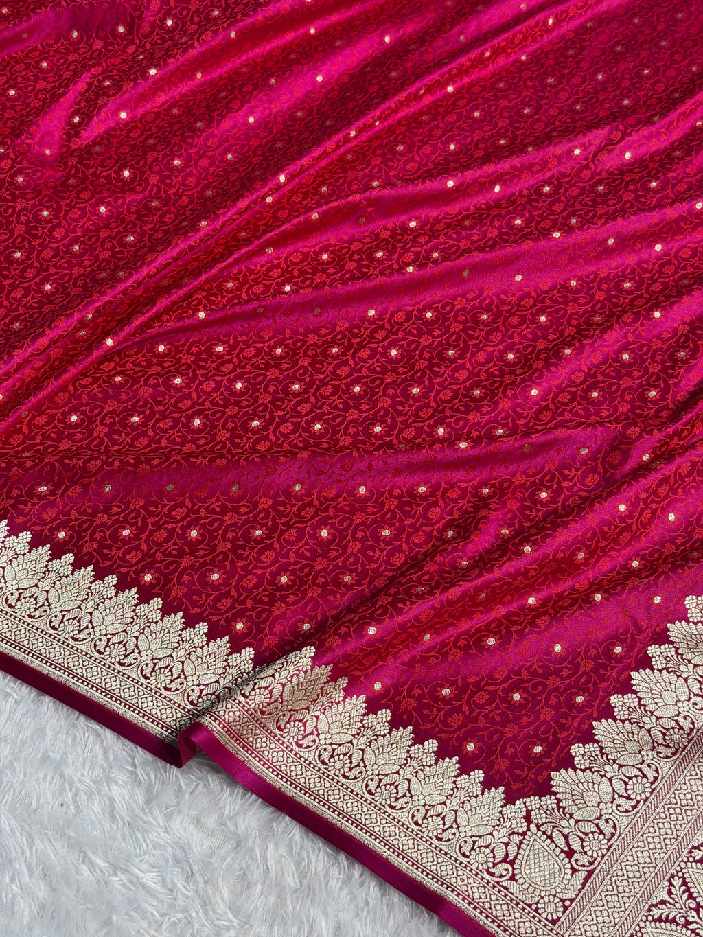 Banarasi Mashru Satin Silk Saree Jaal Tanchoi Pattern in Cross Pink Shades MSK07