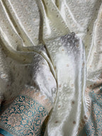 Banarasi Mashru Satin Silk Saree Tanchoi  Pattern Contrast Light Pista & Sea Green Shades MSC04