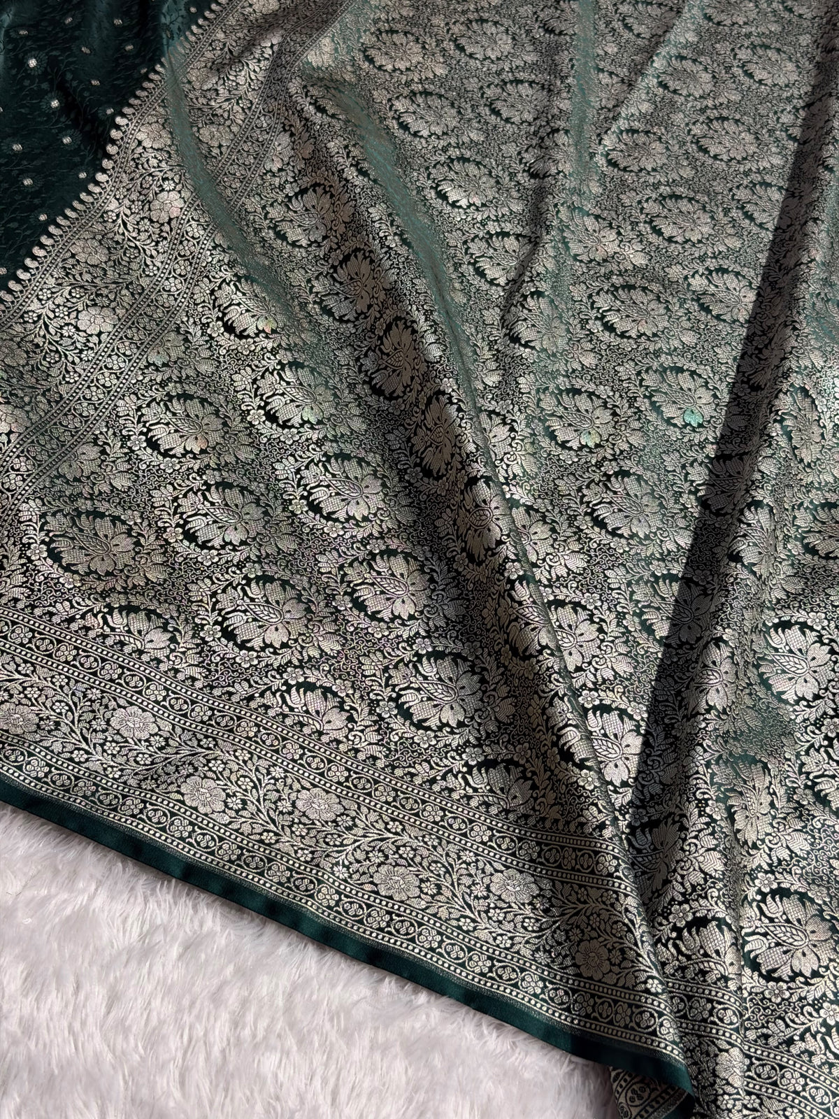 Banarasi Mashru Satin Silk Saree Tanchoi  Pattern in Bottle Green Shades MSC04