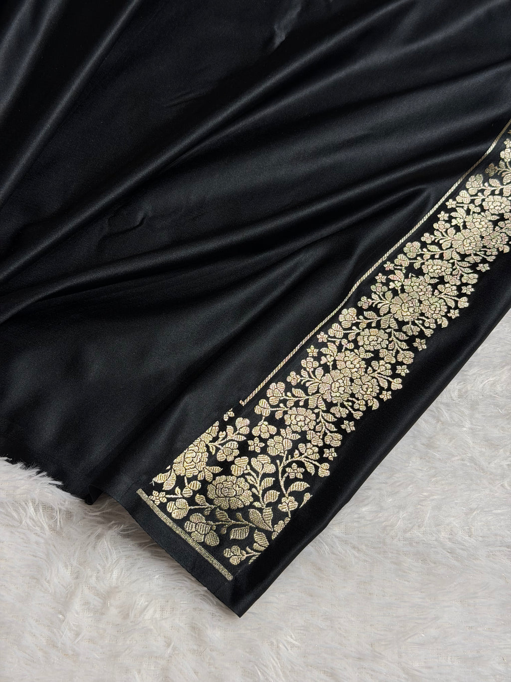 Banarasi Mashru Satin Silk Saree Minakari Boota Pattern In Black Shades MSK38