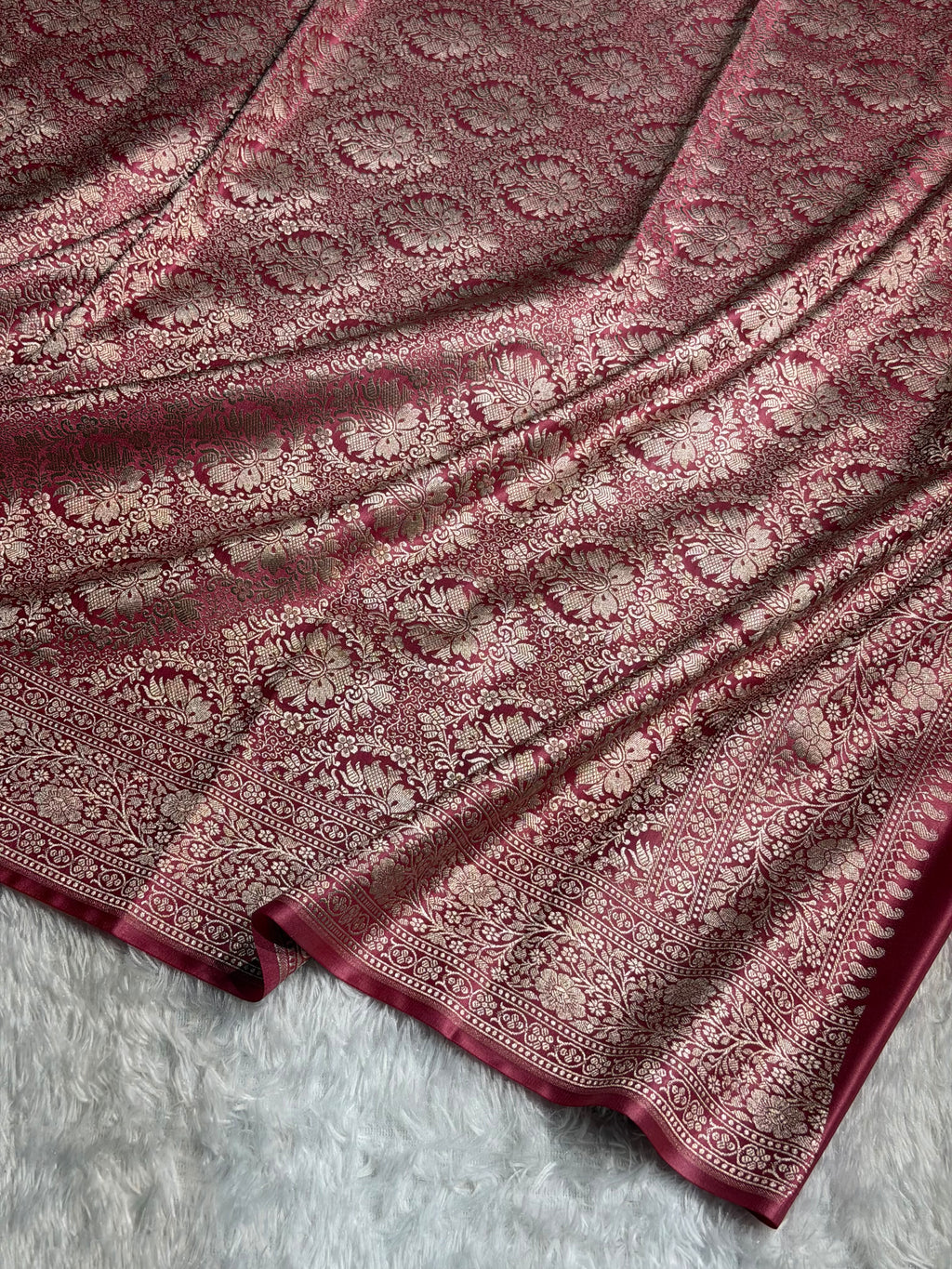 Banarasi Mashru Satin Silk Saree Tanchoi  Pattern in Strawberry Shades MSC04