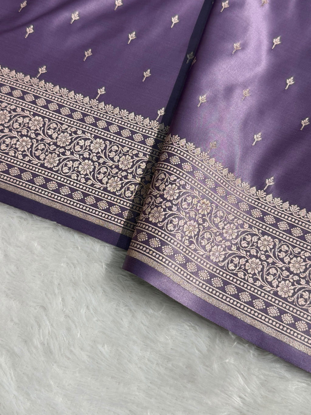 Banarasi Mashru Satin Silk Saree Booti Pattern Lavender Shades MSK27