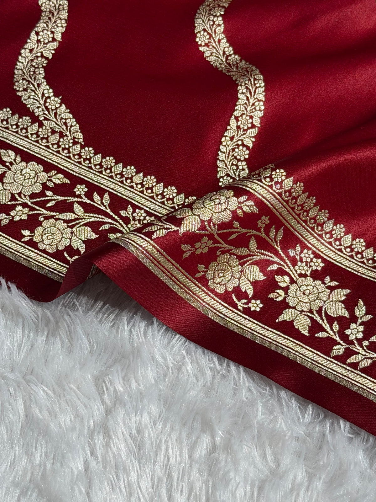 Banarasi Mashru Satin Silk Saree Cross Pattern Maroon Shades MSK12