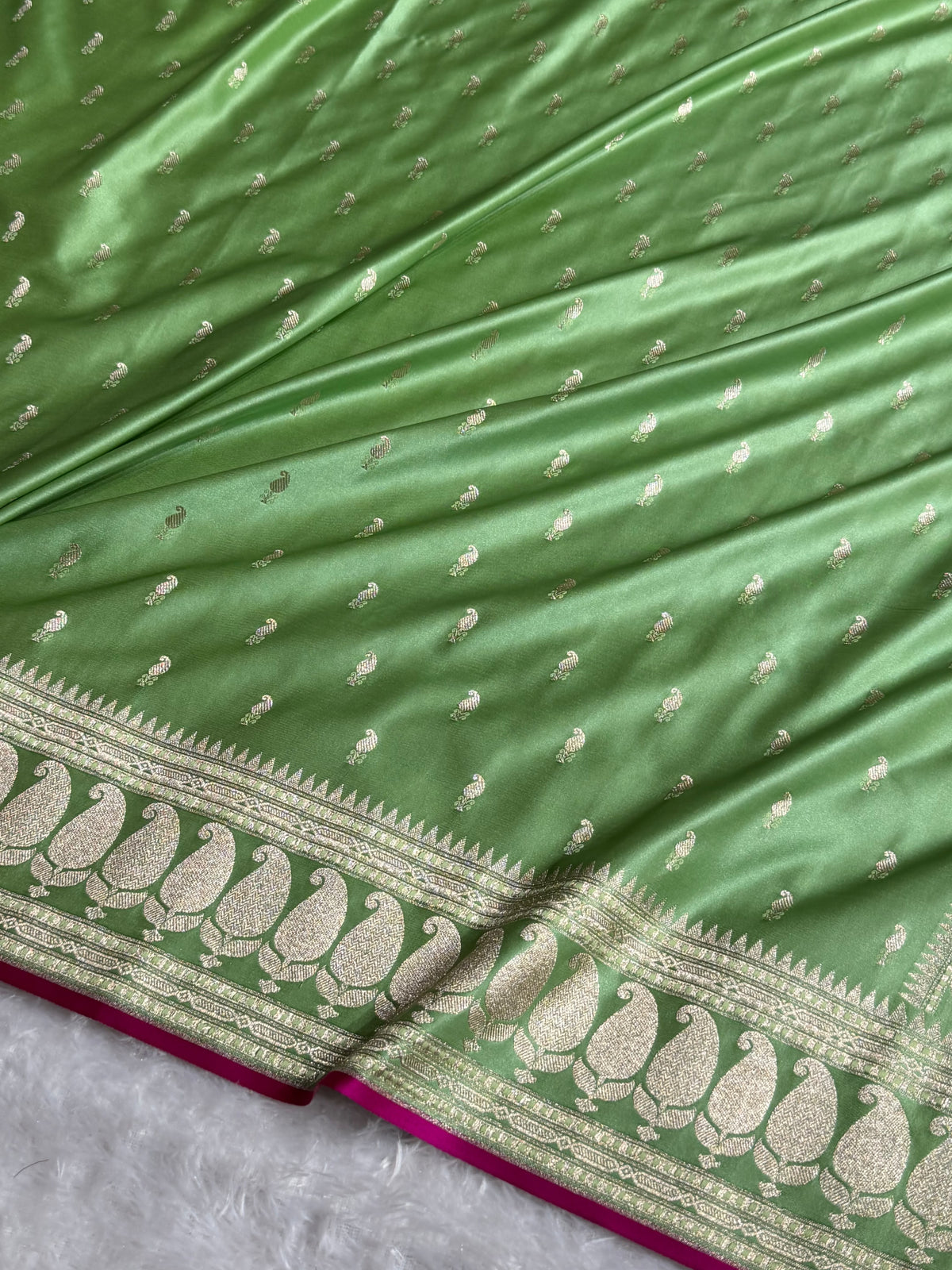 Banarasi Mashru Satin Silk Saree Minakari Booti Pattern Pista Shades MSK29