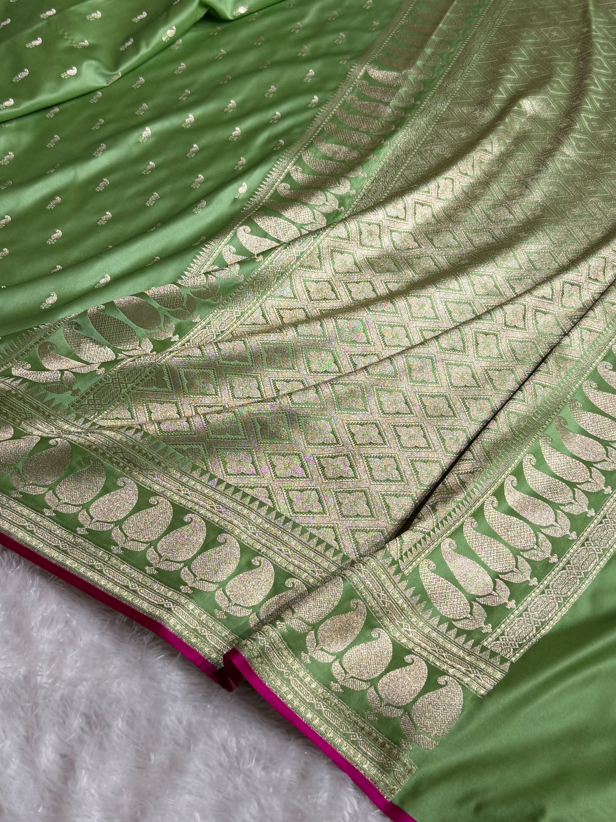 Banarasi Mashru Satin Silk Saree Minakari Booti Pattern Pista Shades MSK29