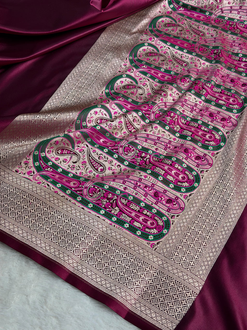 Banarasi Satin Katan Silk Saree Plain body with Minakari Pallu Pattern in Wine Shades SK17