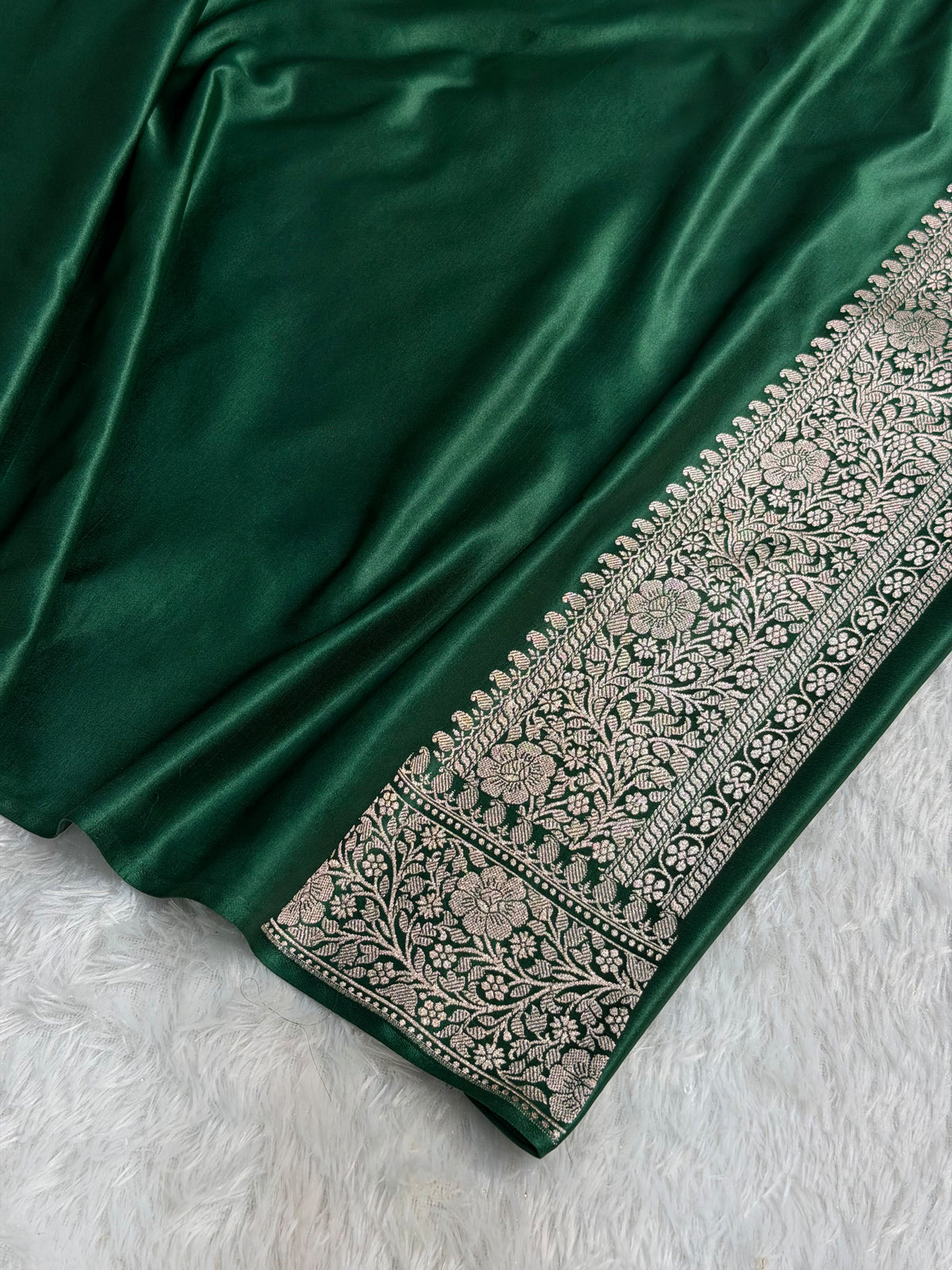 Banarasi Mashru Satin Silk Saree Floral Booti Pattern In Green Shades MSC15
