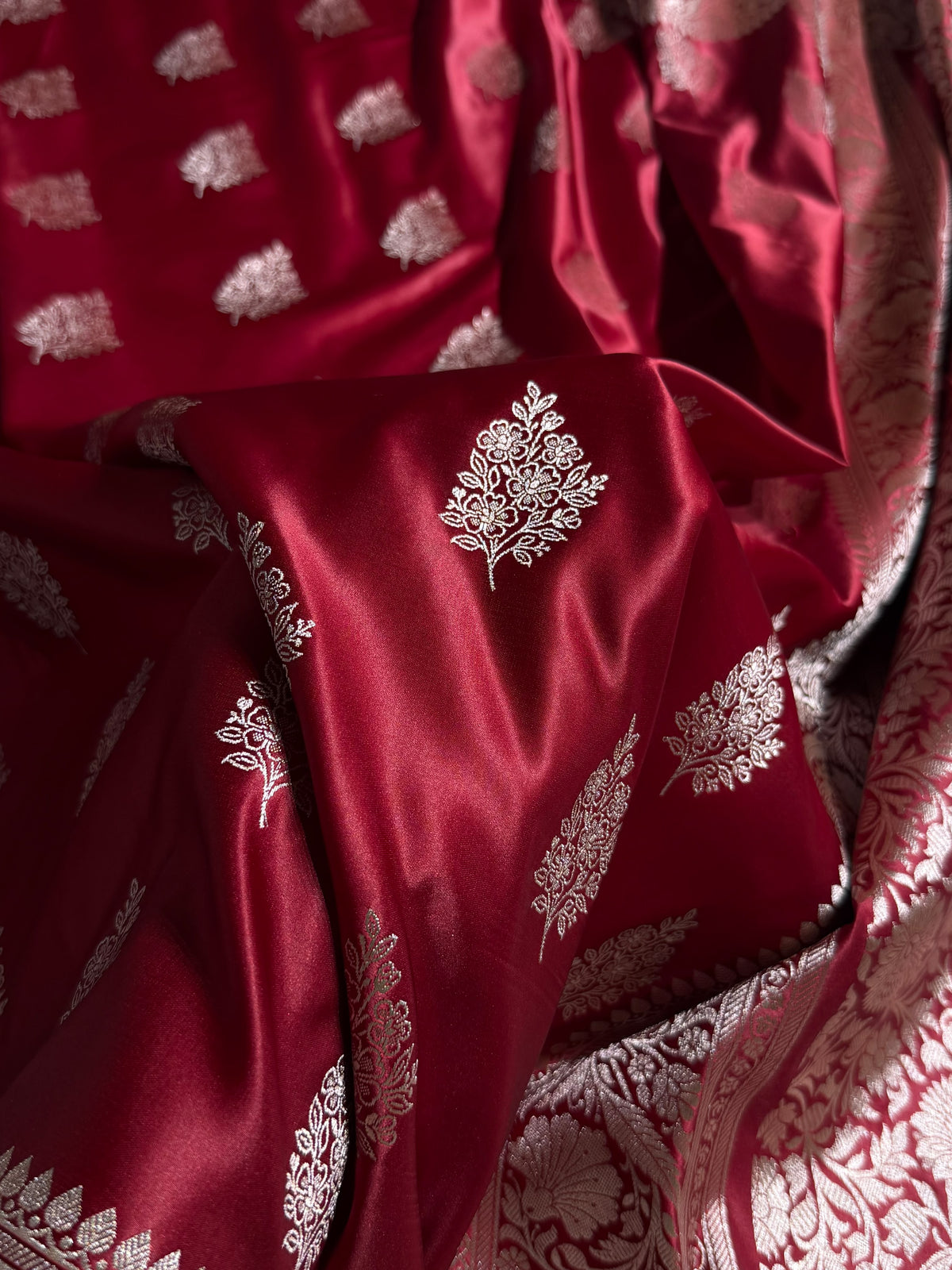 Banarasi Mashru Satin Silk Saree Cross Boota Pattern in Maroon Shades MSK11