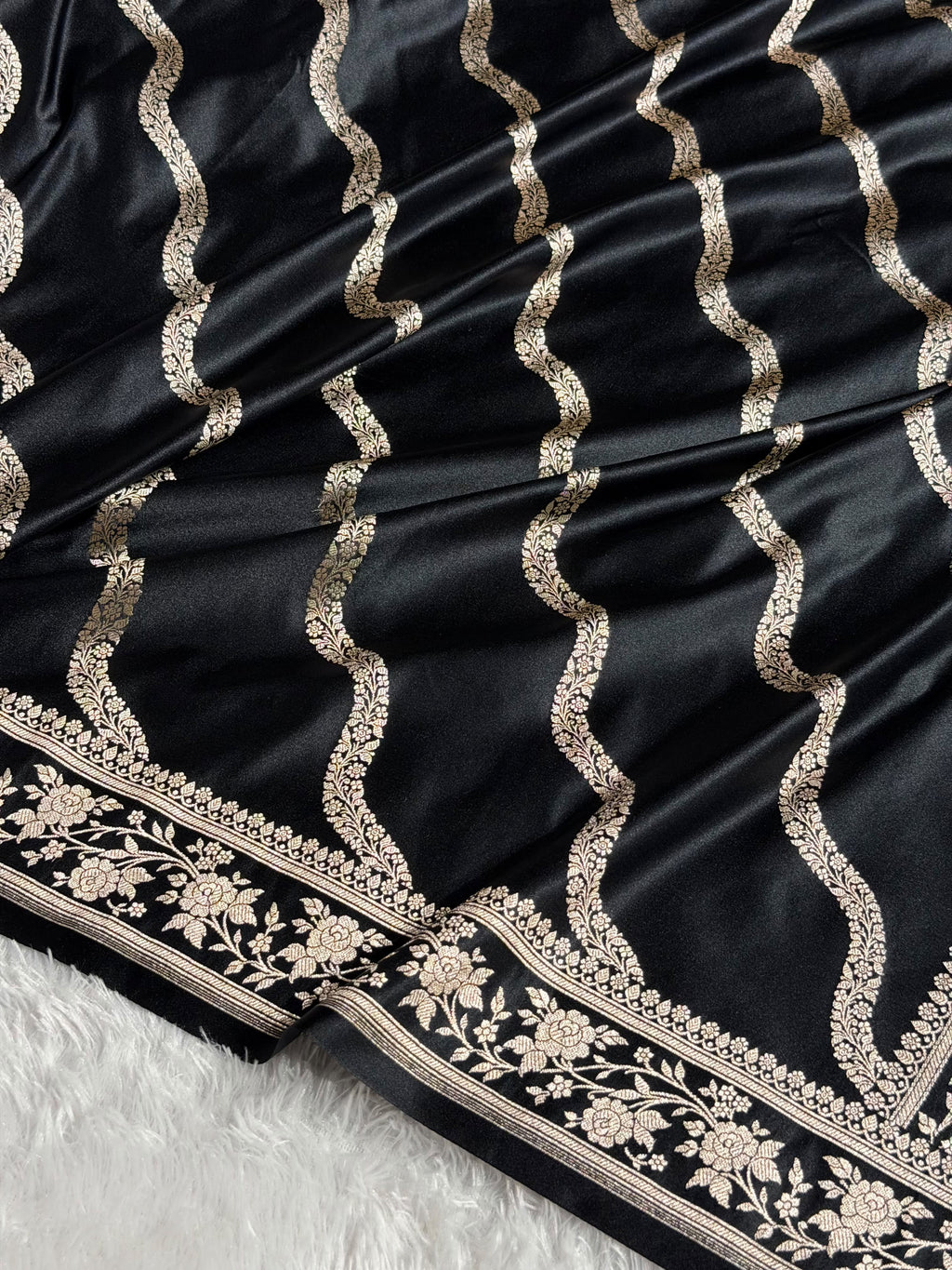 Banarasi Mashru Satin Silk Saree Cross Pattern Black Shades MSK12