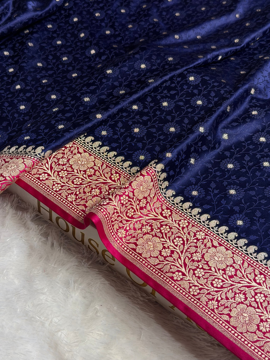 Banarasi Mashru Satin Silk Saree Tanchoi  Pattern Contrast Navy Blue & Rani Shades MSC04
