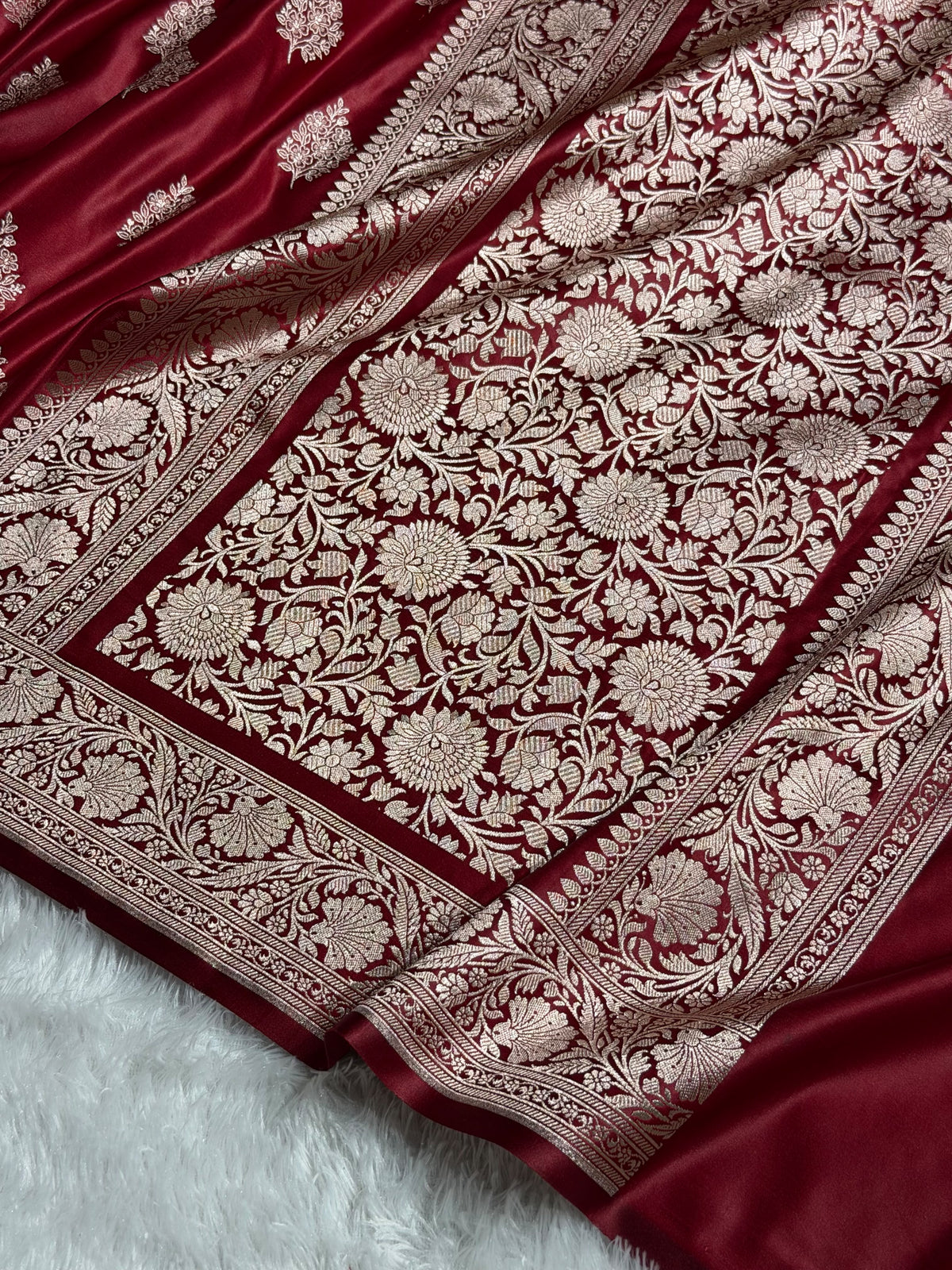 Banarasi Mashru Satin Silk Saree Cross Boota Pattern in Maroon Shades MSK11