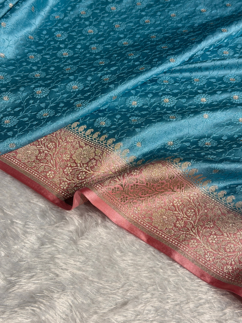 Banarasi Mashru Satin Silk Saree Tanchoi  Pattern Contrast Firozi & Peach Shades MSC04