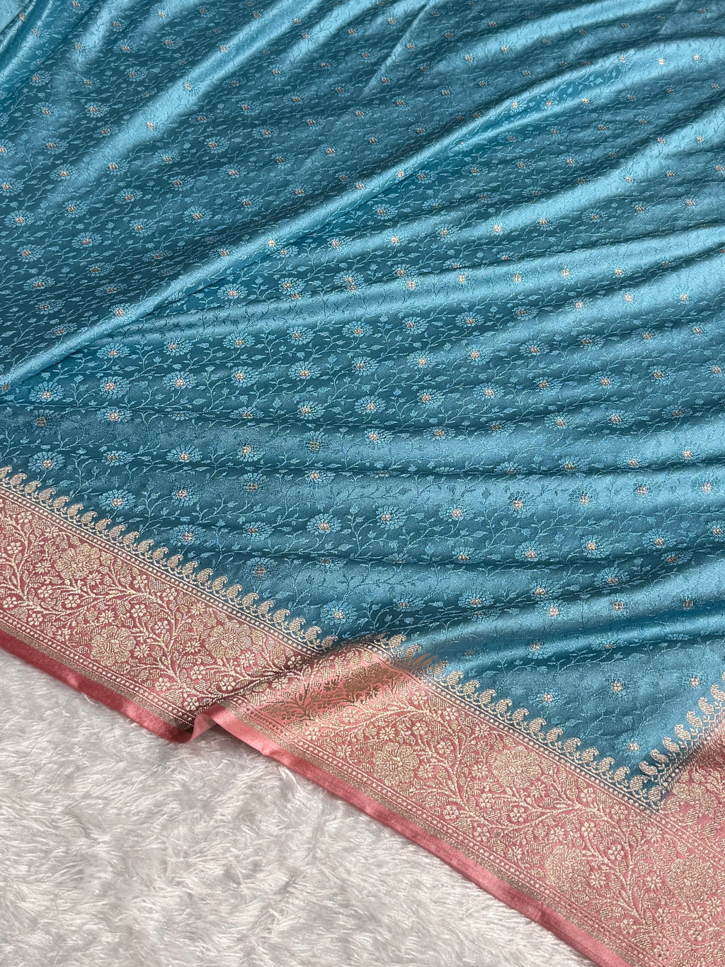 Banarasi Mashru Satin Silk Saree Tanchoi  Pattern Contrast Firozi & Peach Shades MSC04