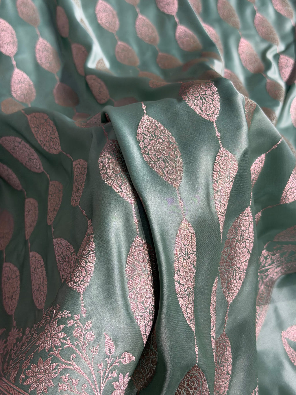 Banarasi Mashru Satin Silk Saree Cross Pattern Sea Green Shades MSK22