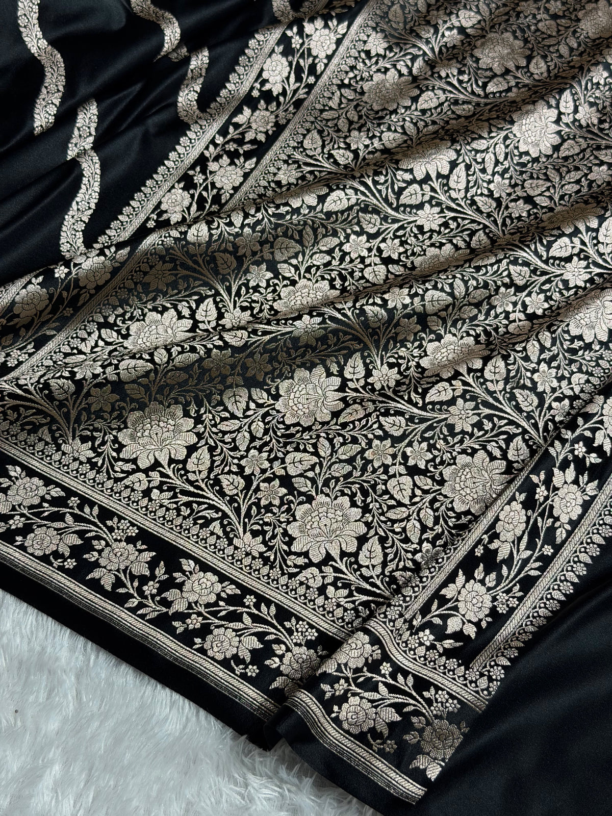 Banarasi Mashru Satin Silk Saree Cross Pattern Black Shades MSK12