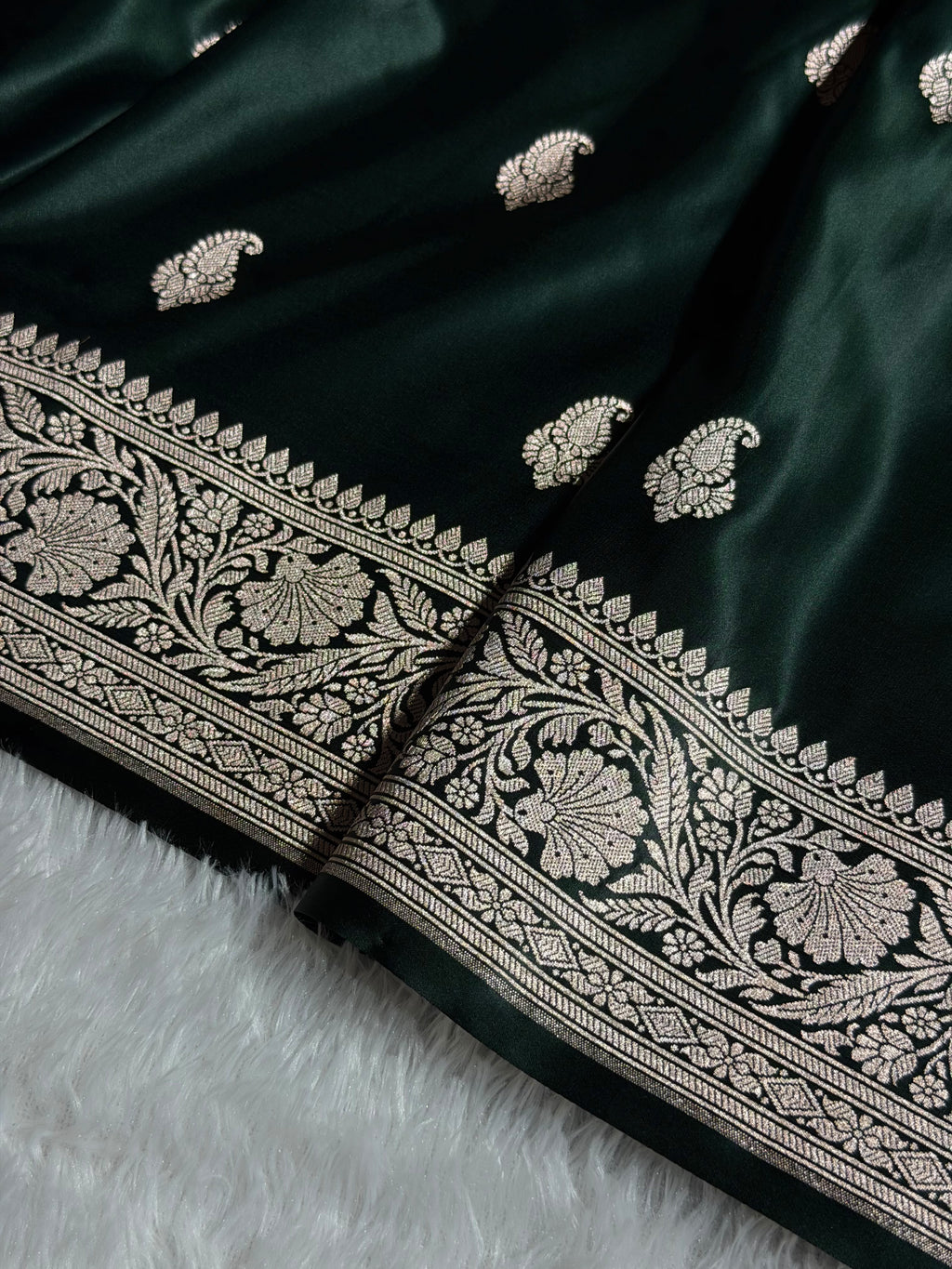 Banarasi Mashru Satin Silk Saree Booti Pattern in Dark Bottle Green Shades MSK06