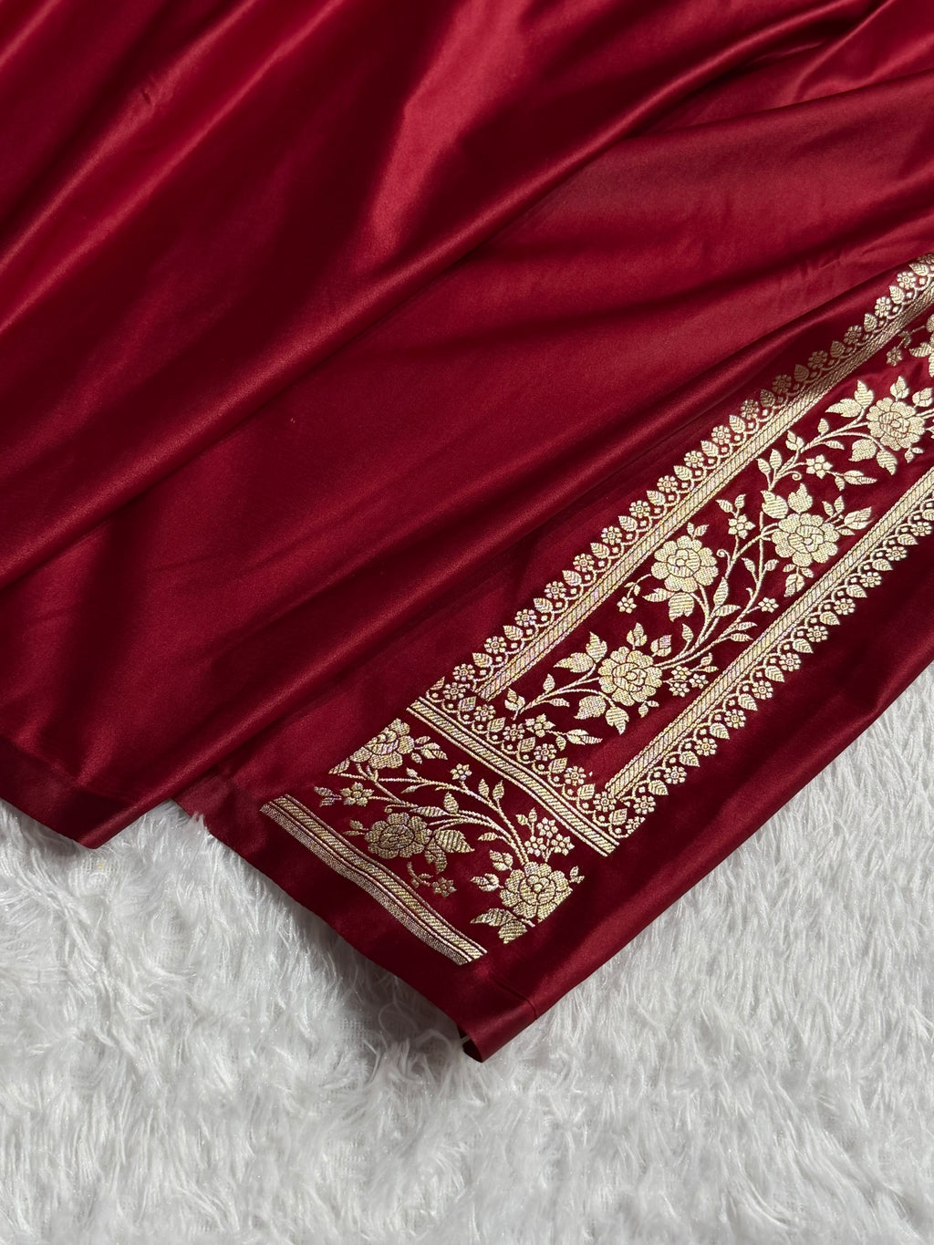 Banarasi Mashru Satin Silk Saree Cross Pattern Maroon Shades MSK12