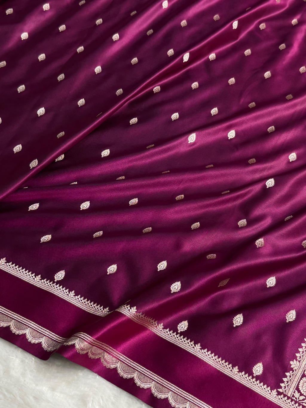 Banarasi Satin Katan Silk Saree Booti Pattern in Wine Shades SK03