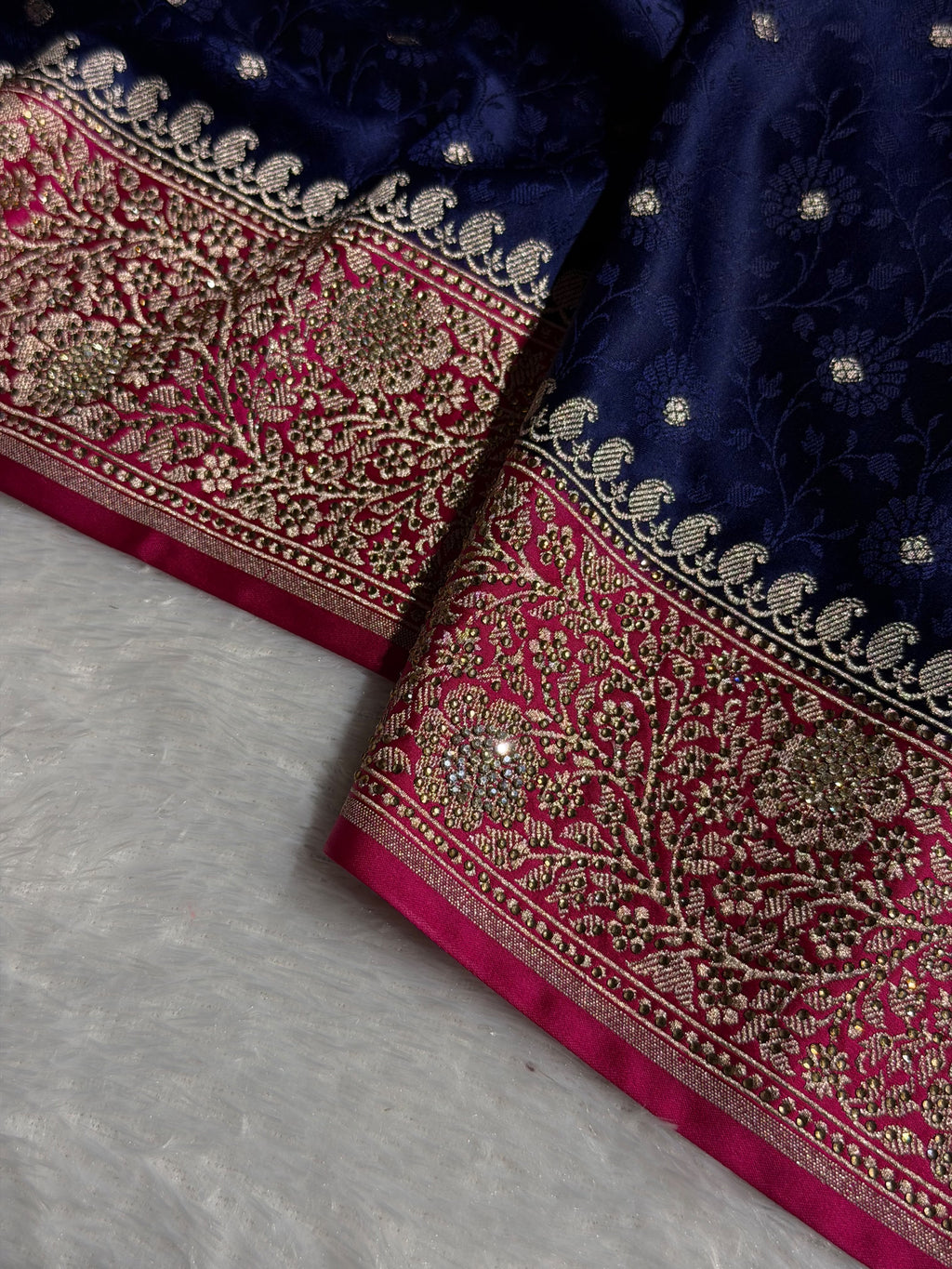Banarasi Mashru Satin Silk Saree Tanchoi Pattern in Swarovski Work in Contrast Navy Blue with Pink Shades BMSC04