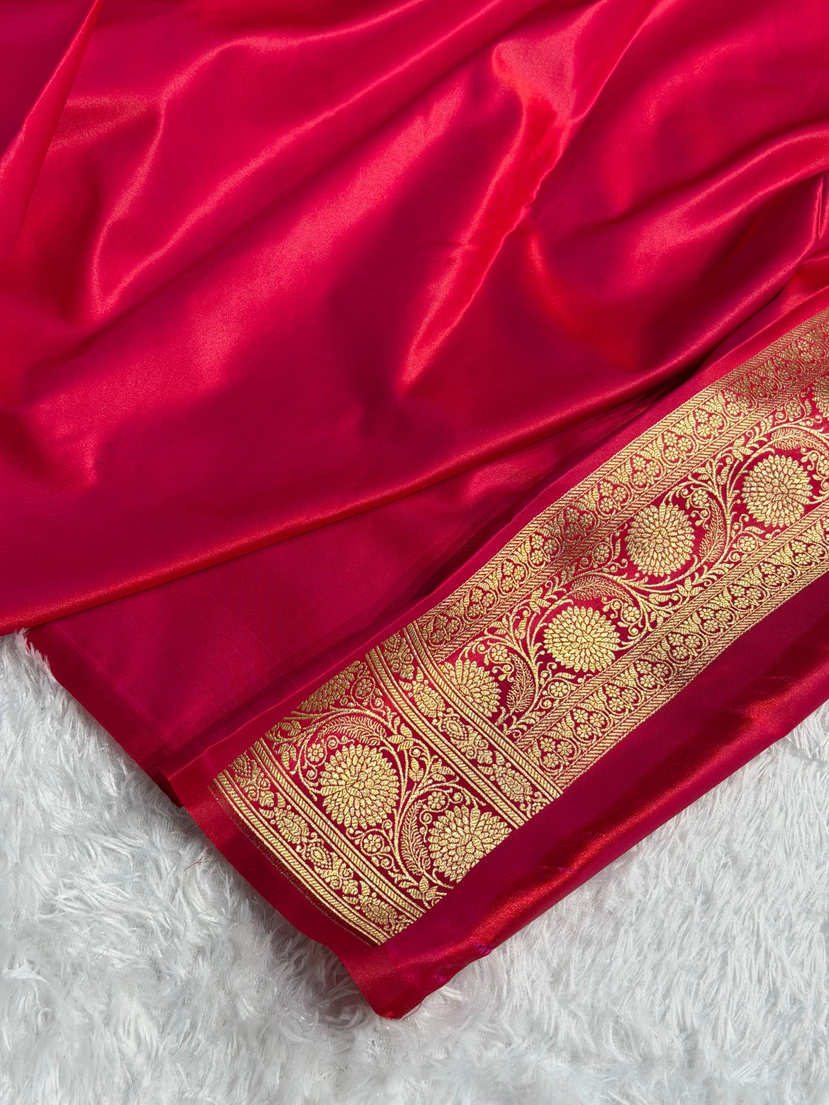 Banarasi Satin Katan Silk Saree Boota Pattern in Pinkish Red Shades SK02