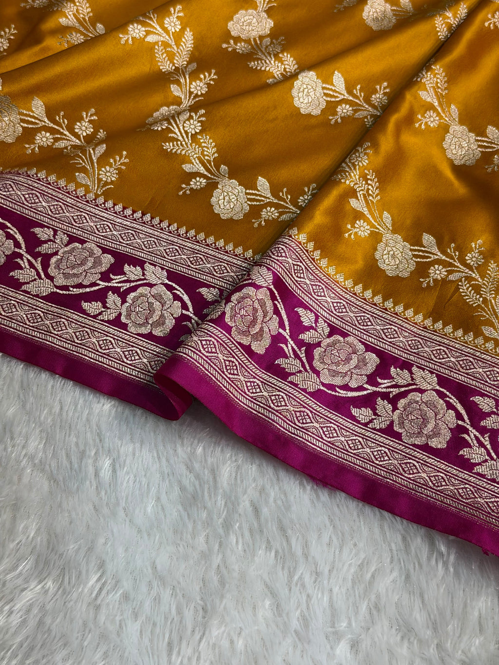 Banarasi Contrast Mashru Satin Silk Saree Floral Cross Pattern In Mustard & Rani Shades MSC16