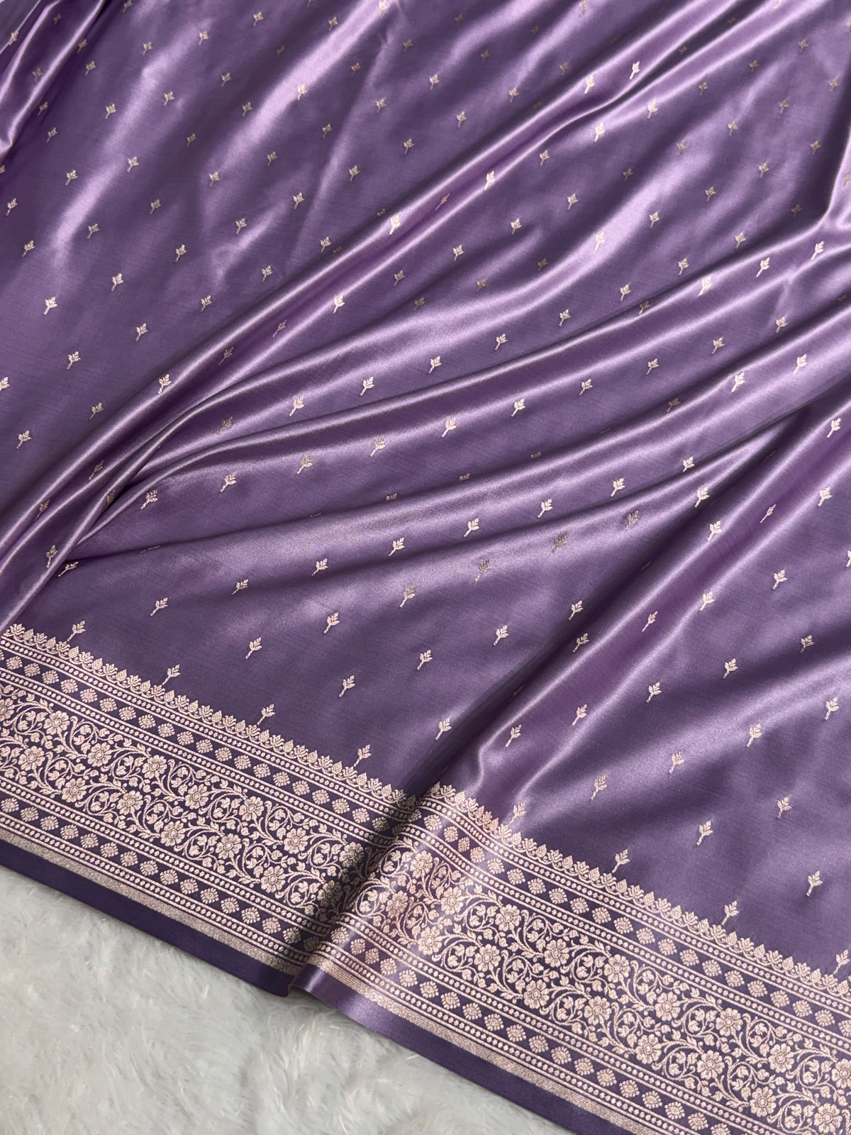 Banarasi Mashru Satin Silk Saree Booti Pattern Lavender Shades MSK27