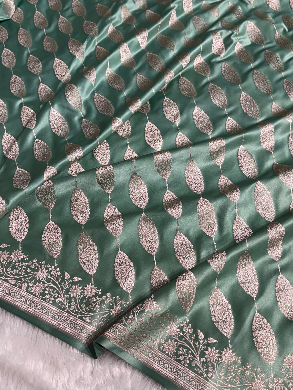 Banarasi Mashru Satin Silk Saree Cross Pattern Sea Green Shades MSK22