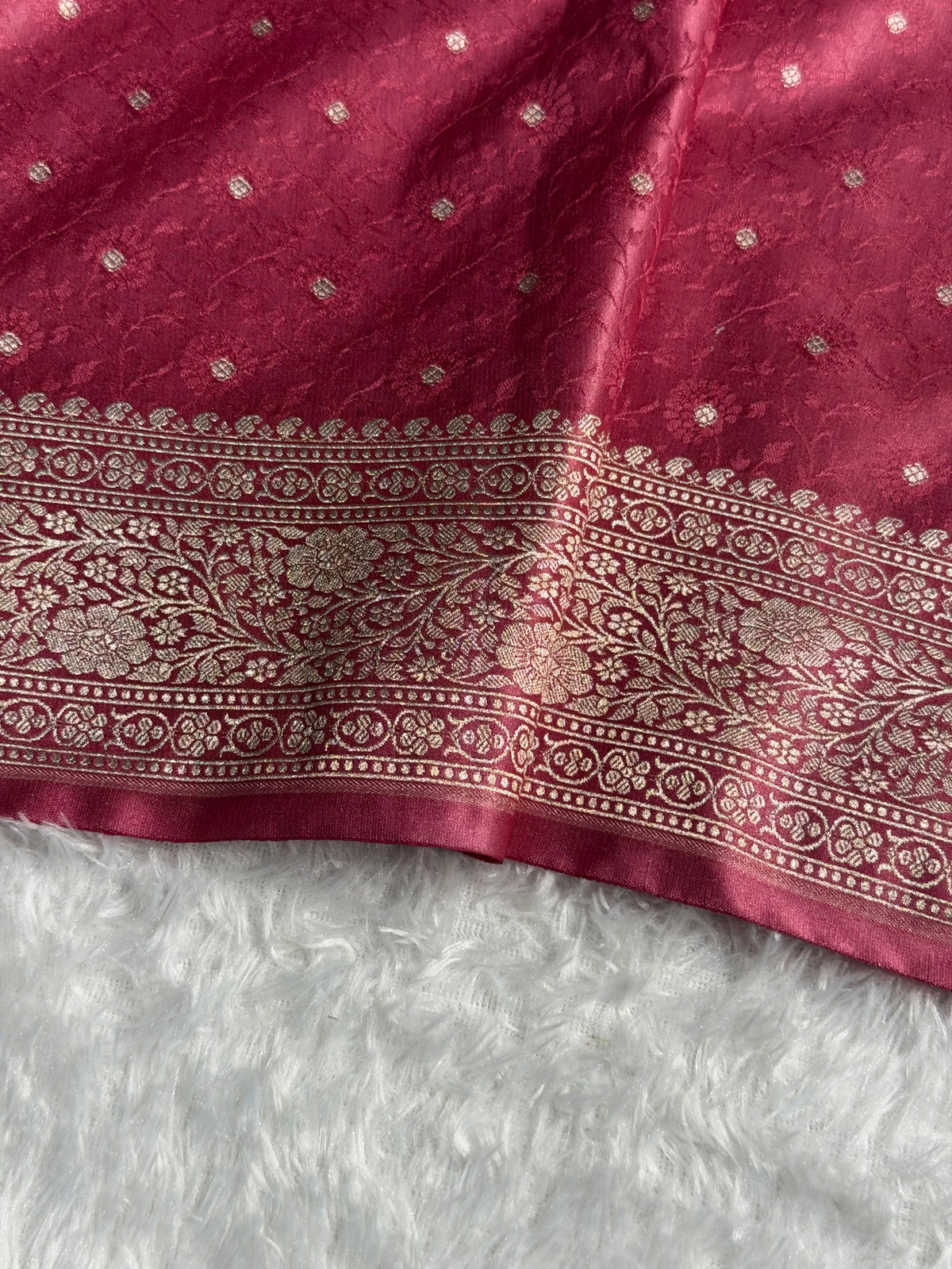 Banarasi Mashru Satin Silk Saree Tanchoi  Pattern in Strawberry Shades MSC04