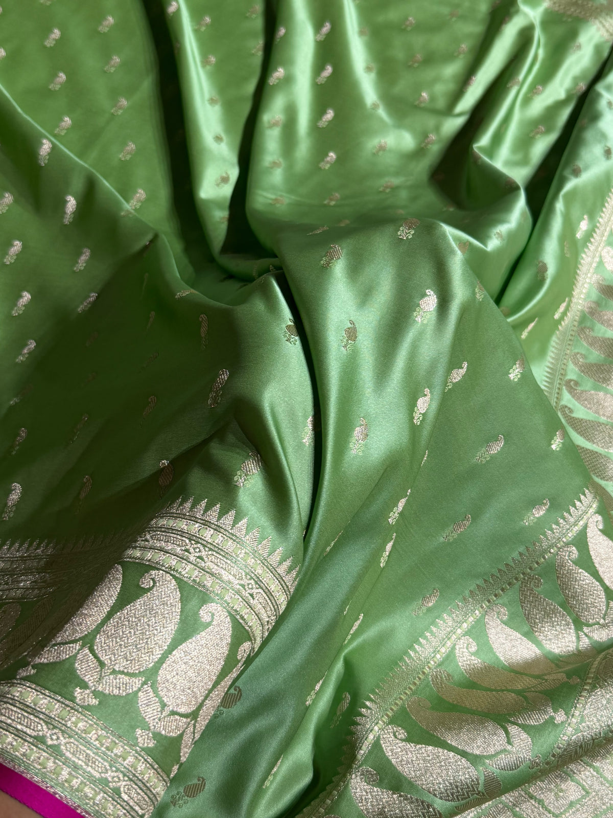 Banarasi Mashru Satin Silk Saree Minakari Booti Pattern Pista Shades MSK29