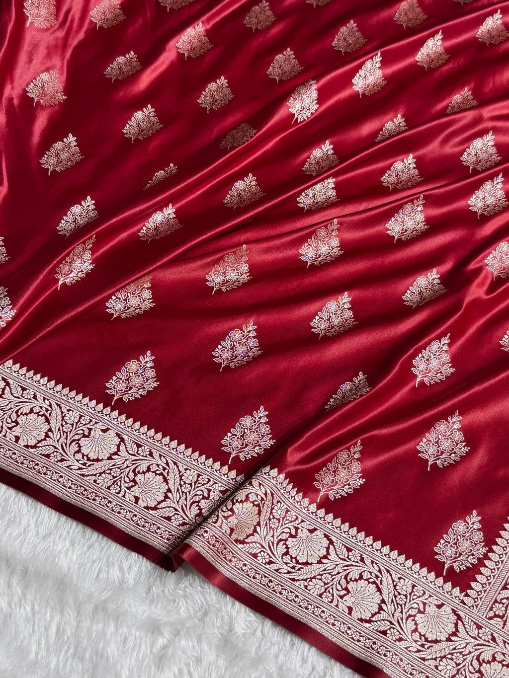 Banarasi Mashru Satin Silk Saree Cross Boota Pattern in Maroon Shades MSK11