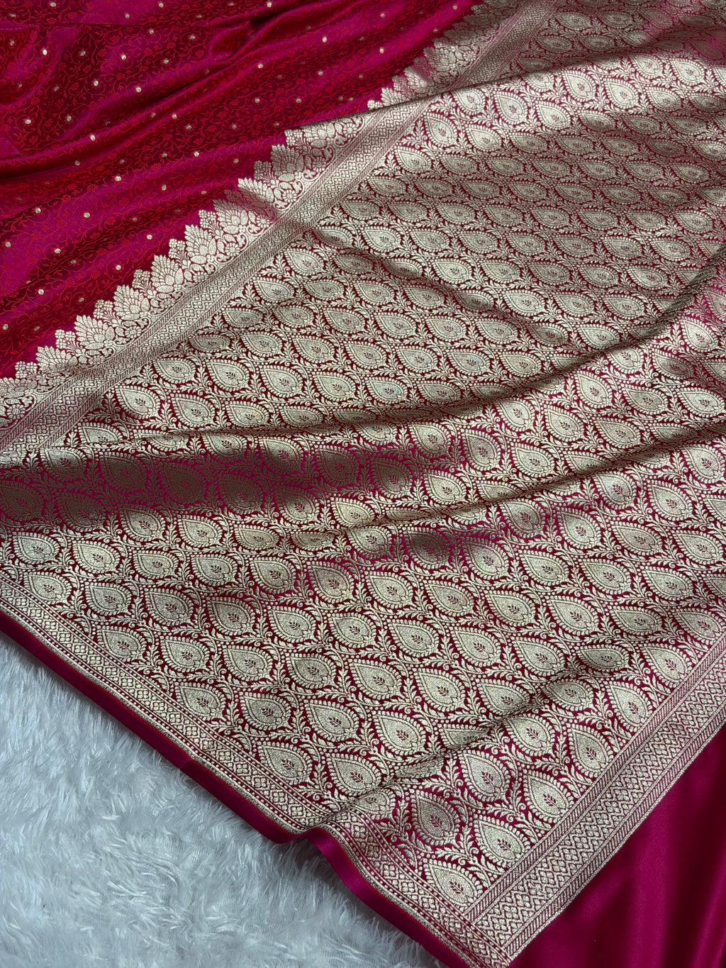 Banarasi Mashru Satin Silk Saree Jaal Tanchoi Pattern in Cross Pink Shades MSK07