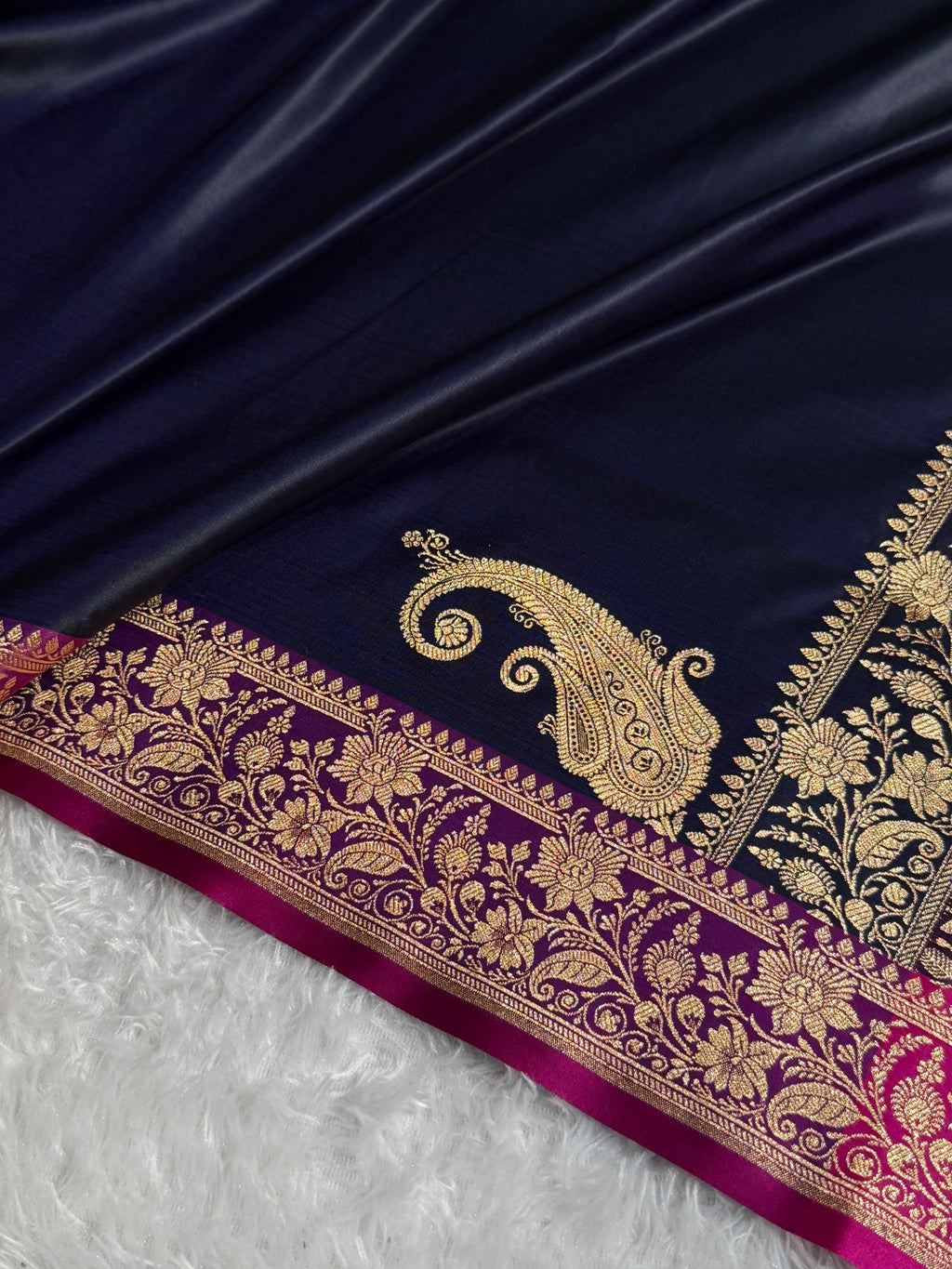 Banarasi Satin Katan Silk Saree Plain Body Pattern in Contrast Cross Navy Blue with Rani Shades SK05