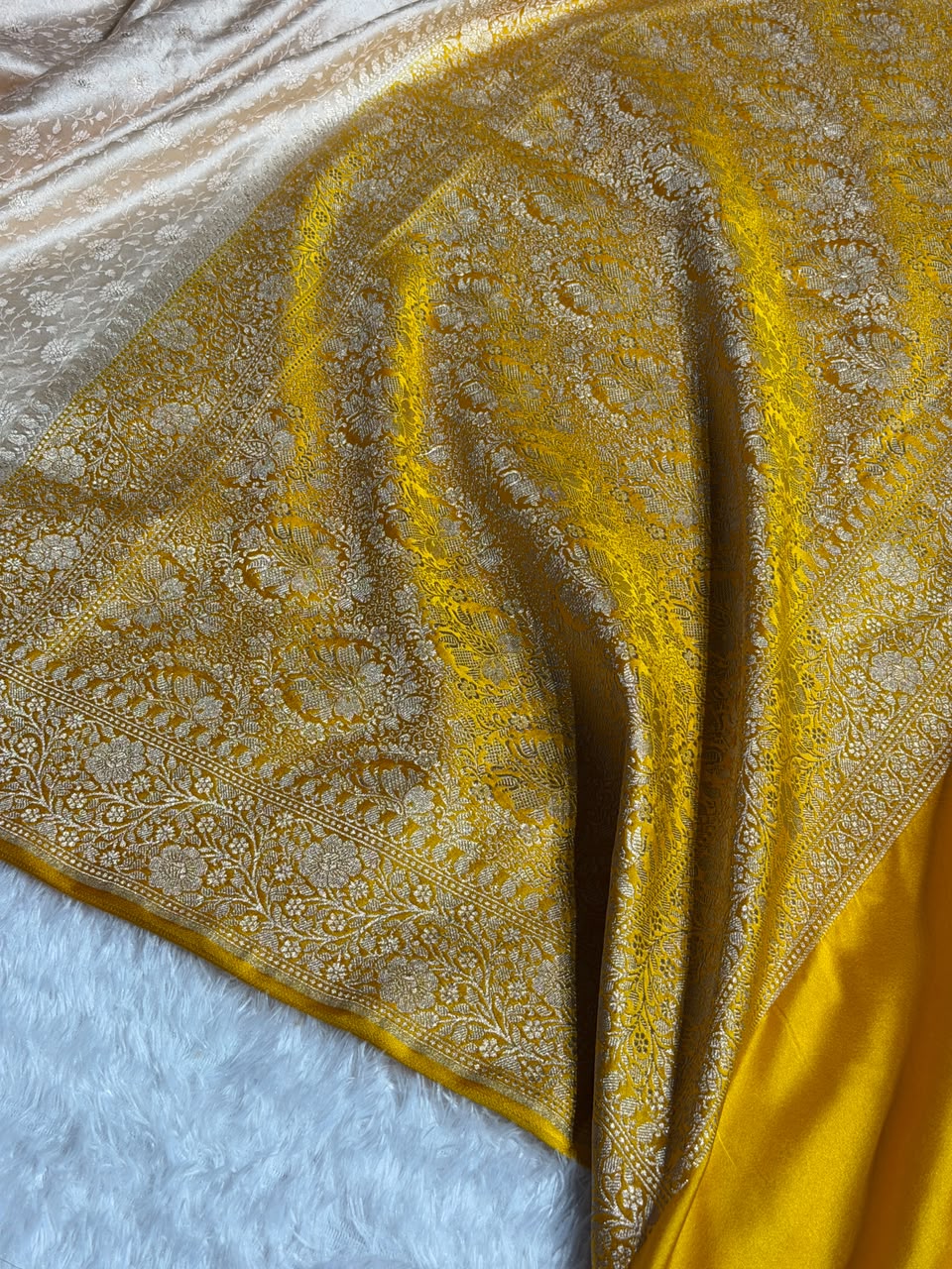 Banarasi Mashru Satin Silk Saree Tanchoi  Pattern Contrast Gold & Tusser Colour MSC04