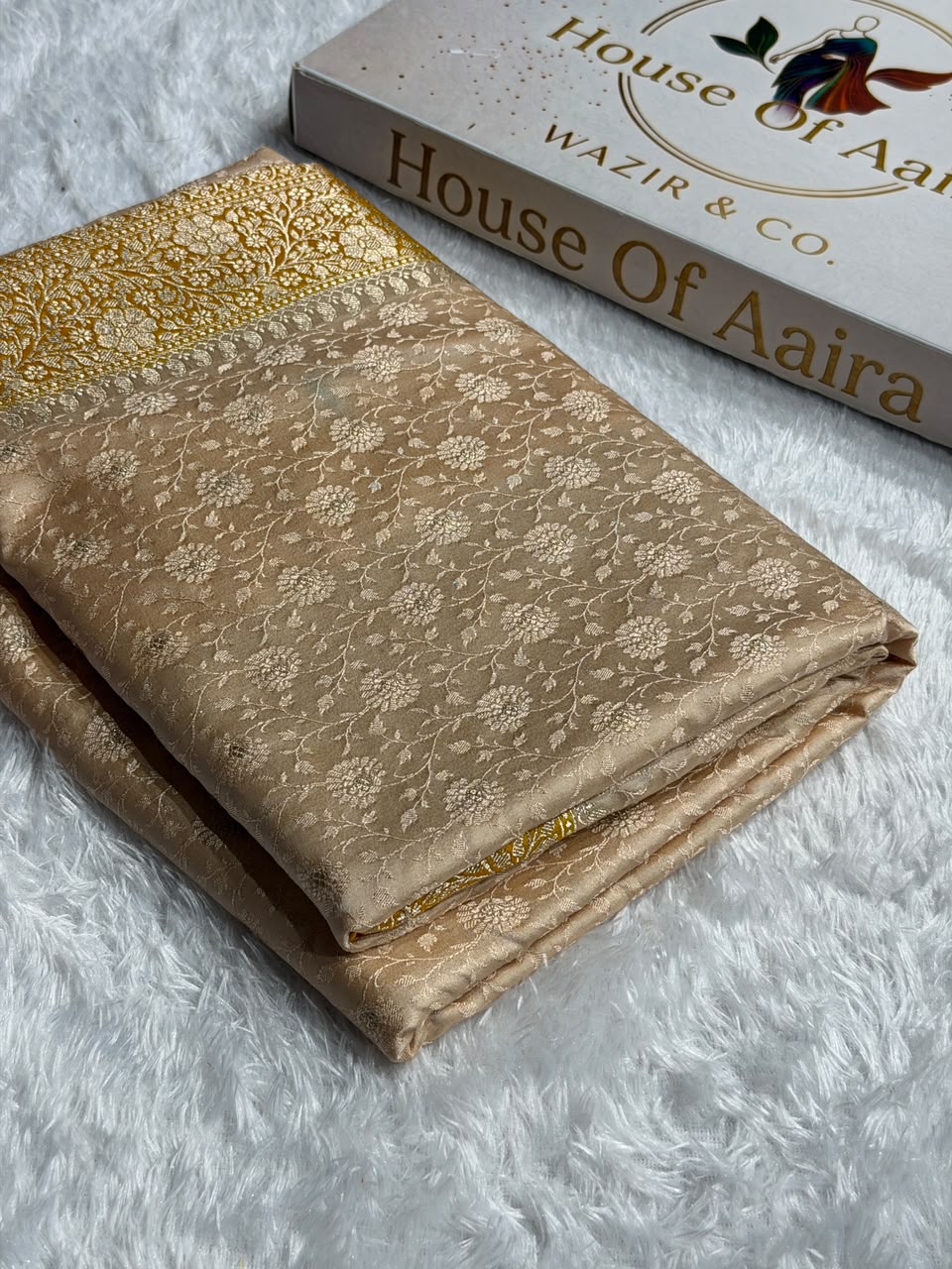 Banarasi Mashru Satin Silk Saree Tanchoi  Pattern Contrast Gold & Tusser Colour MSC04