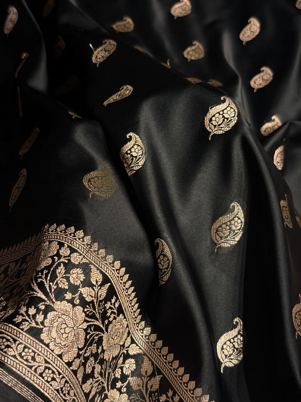 Banarasi Mashru Satin Silk Saree Buti Pattern in Black Shades MSK08