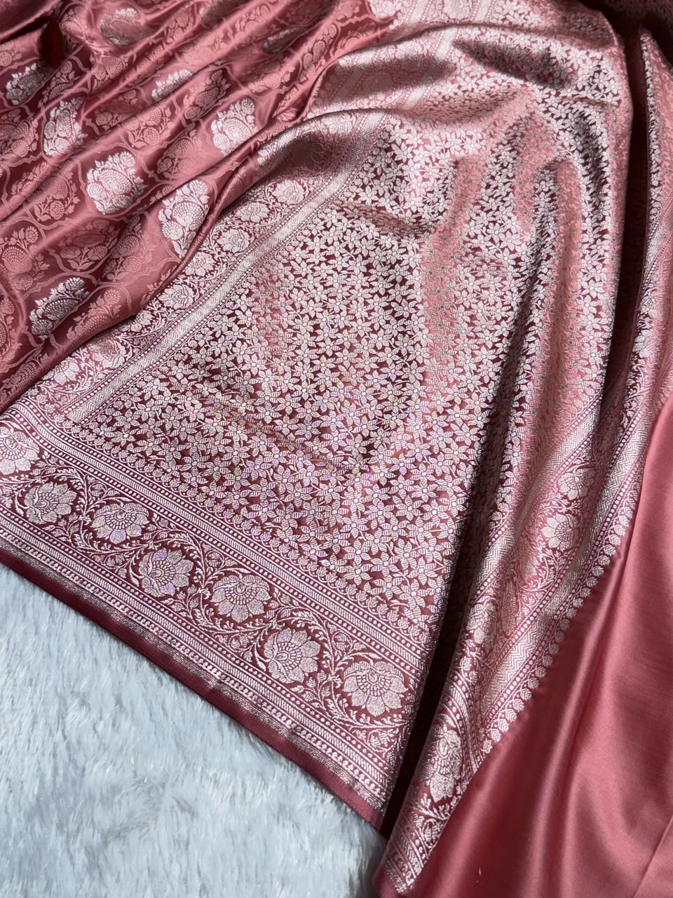 Banarasi Mashru Satin Silk Saree Buti Tanchoi Pattern in Peach shades MSK05