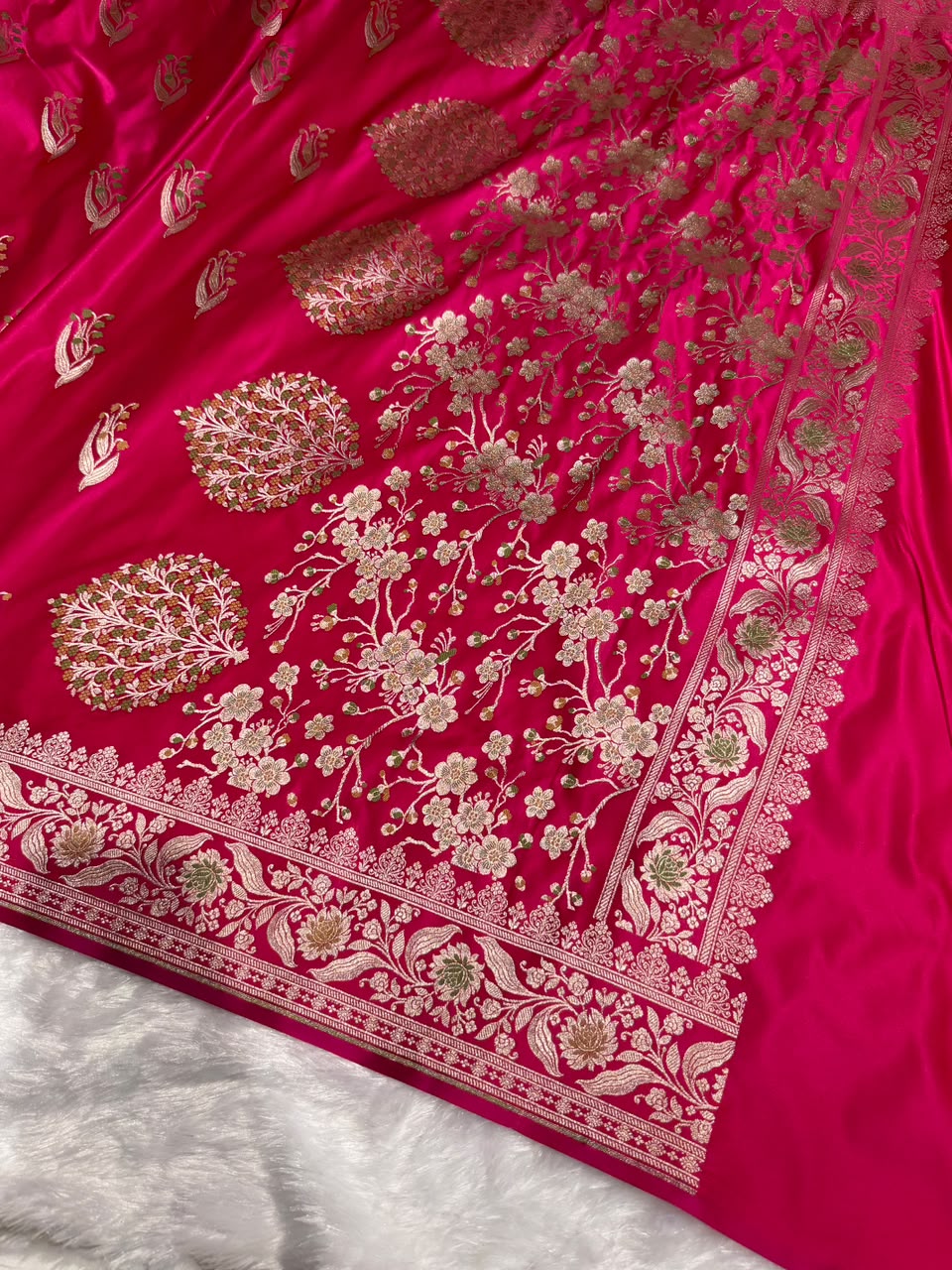 Banarasi Mashru Satin Silk Saree Boota With Minakaari Pattern In Rani Shades MSK03
