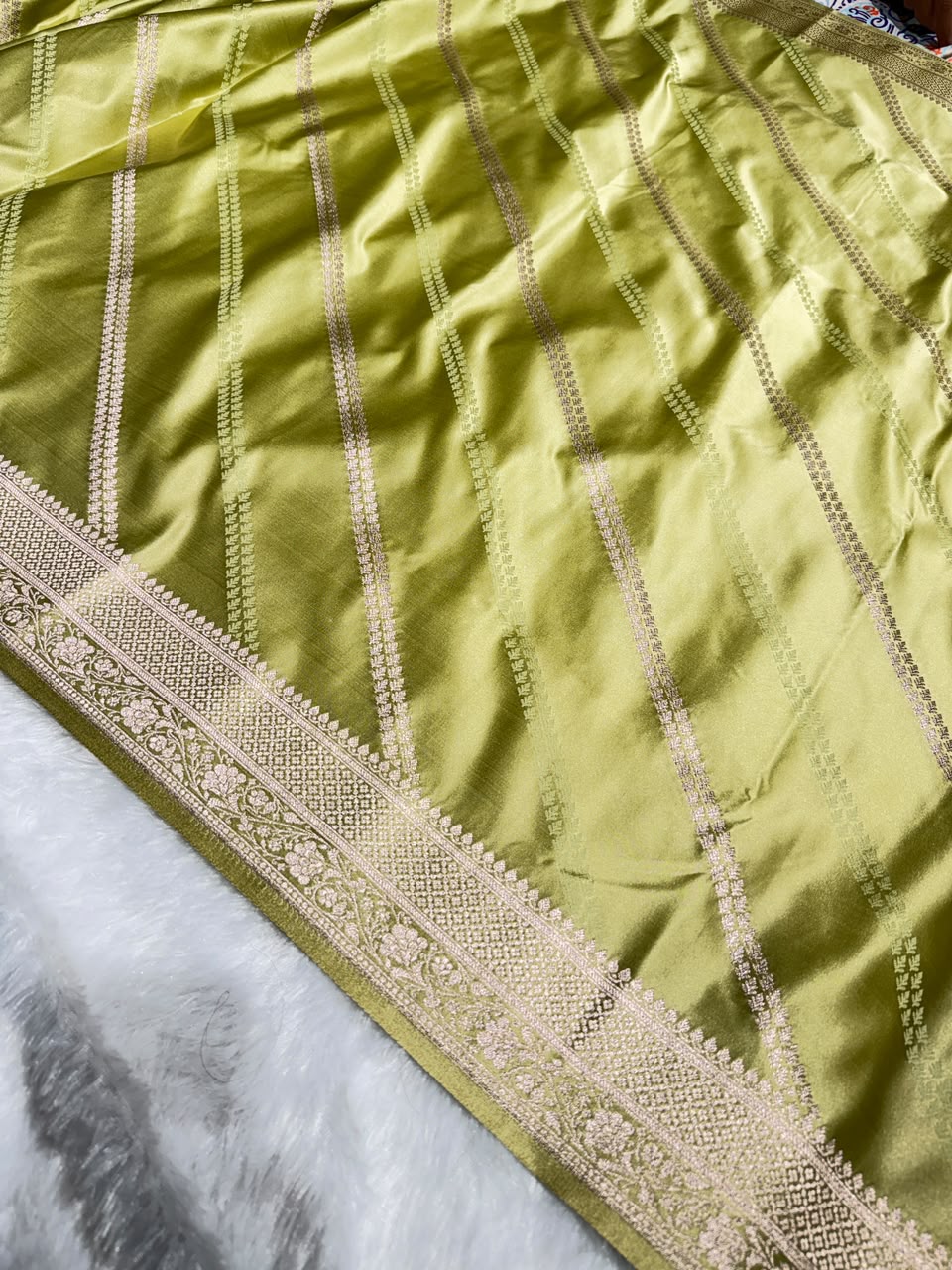 Banarasi Mashru Satin Silk Saree Cross Pattern in Pista Shades MSK02