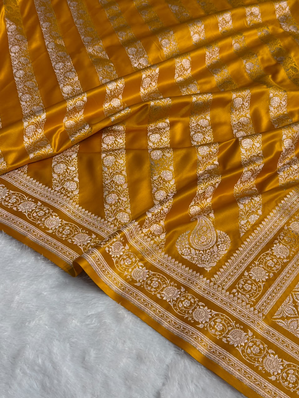 Banarasi Mashru Satin Silk Saree Cross Pattern MSK13
