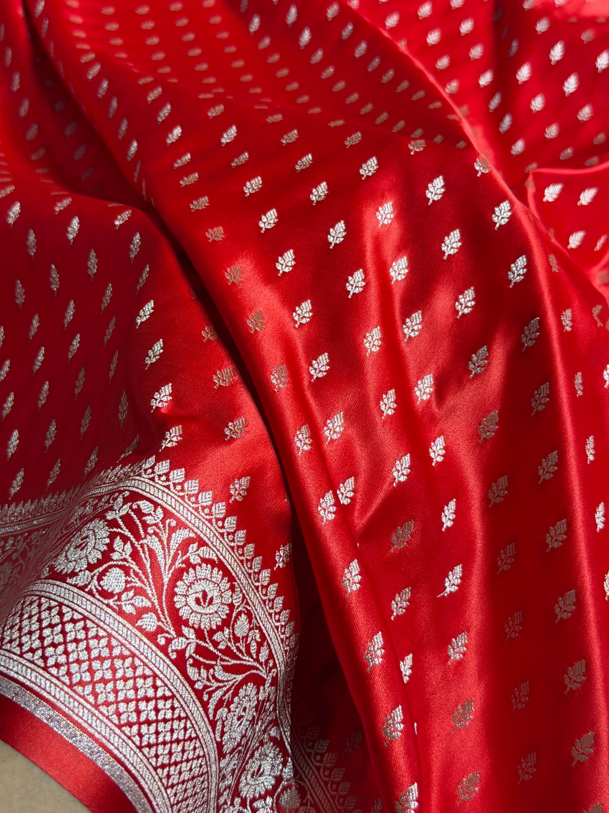 Banarasi Mashru Satin Silk Saree Booti Pattern in Red Shades