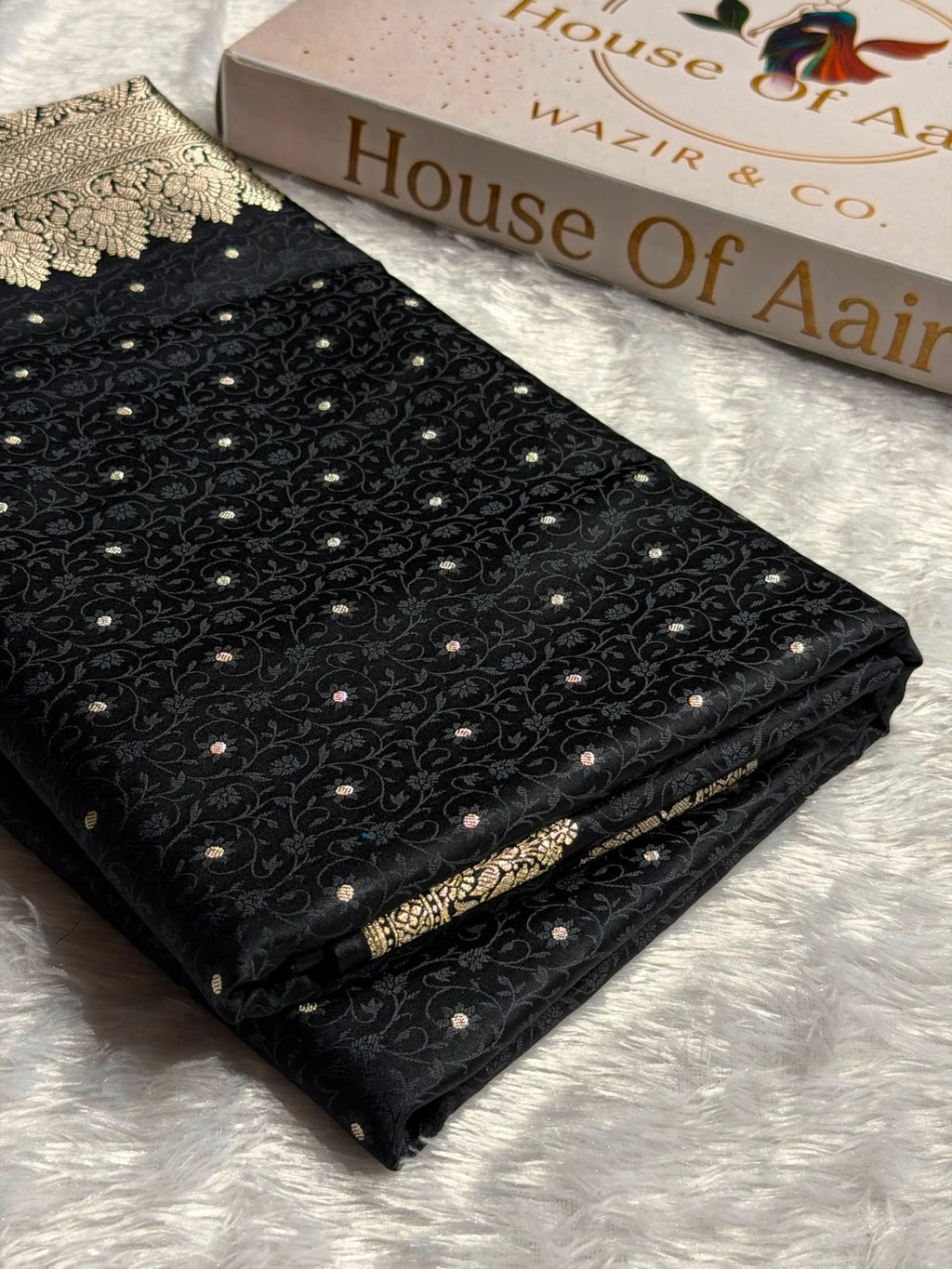 Banarasi Mashru Satin Silk Saree Booti Tanchoi Pattern MSK07
